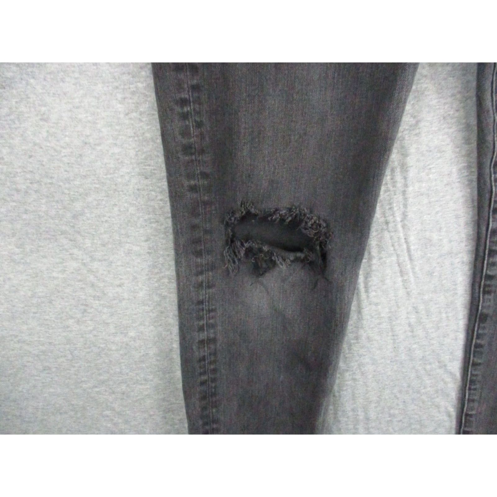 American Eagle Outfitters American Eagle Outfitters Jeans Men Slim 28 X 30 Black Dark Distressed 4 Extreme Flex Skinny Jeans Size US 28 / EU 44 - 4 Thumbnail