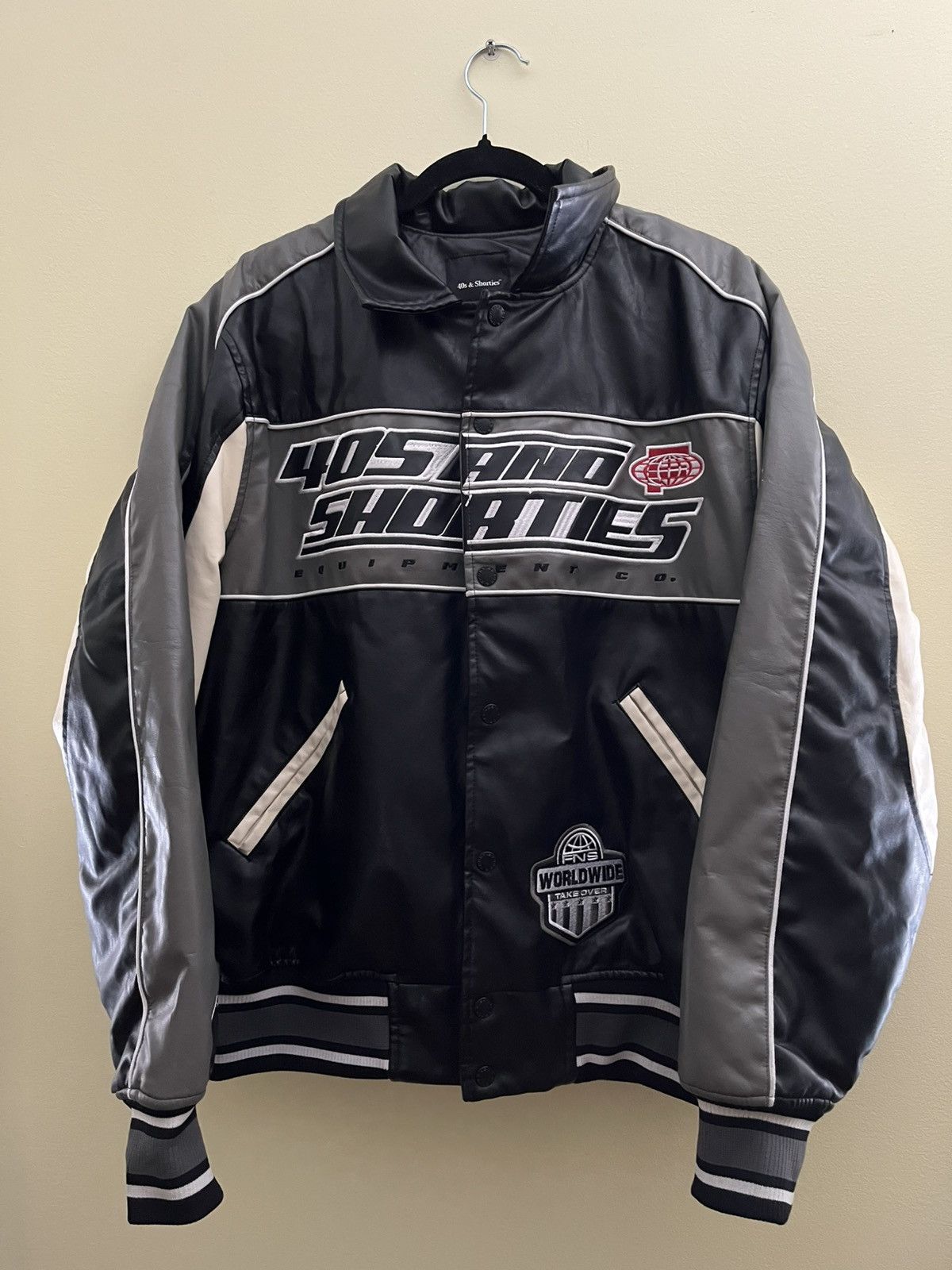 40's & Shorties 40's & Shorties Ruckuz Stadium Jacket Size US M / EU 48-50 / 2 - 1 Thumbnail