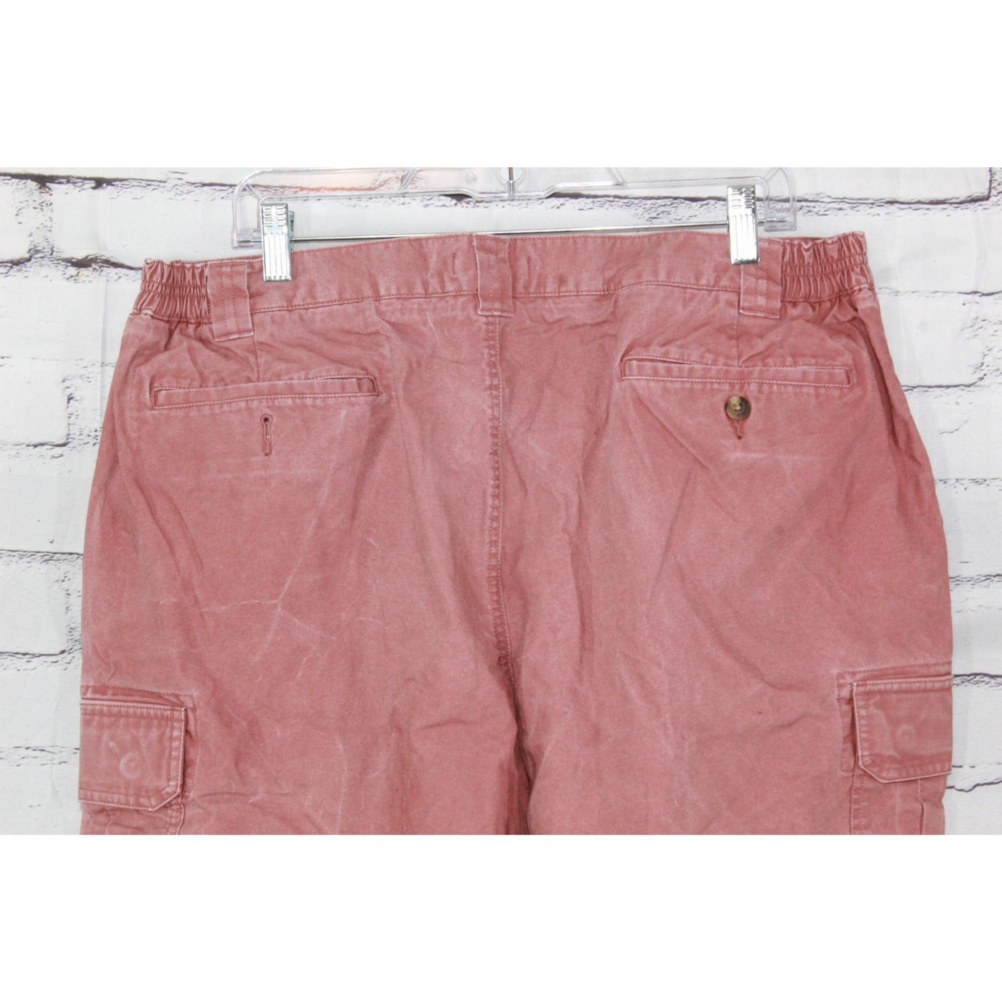 L.L. Bean LL Bean Men's Tropic Weight Cargo Shorts Comfort Waist Size US 40 / EU 56 - 3 Thumbnail
