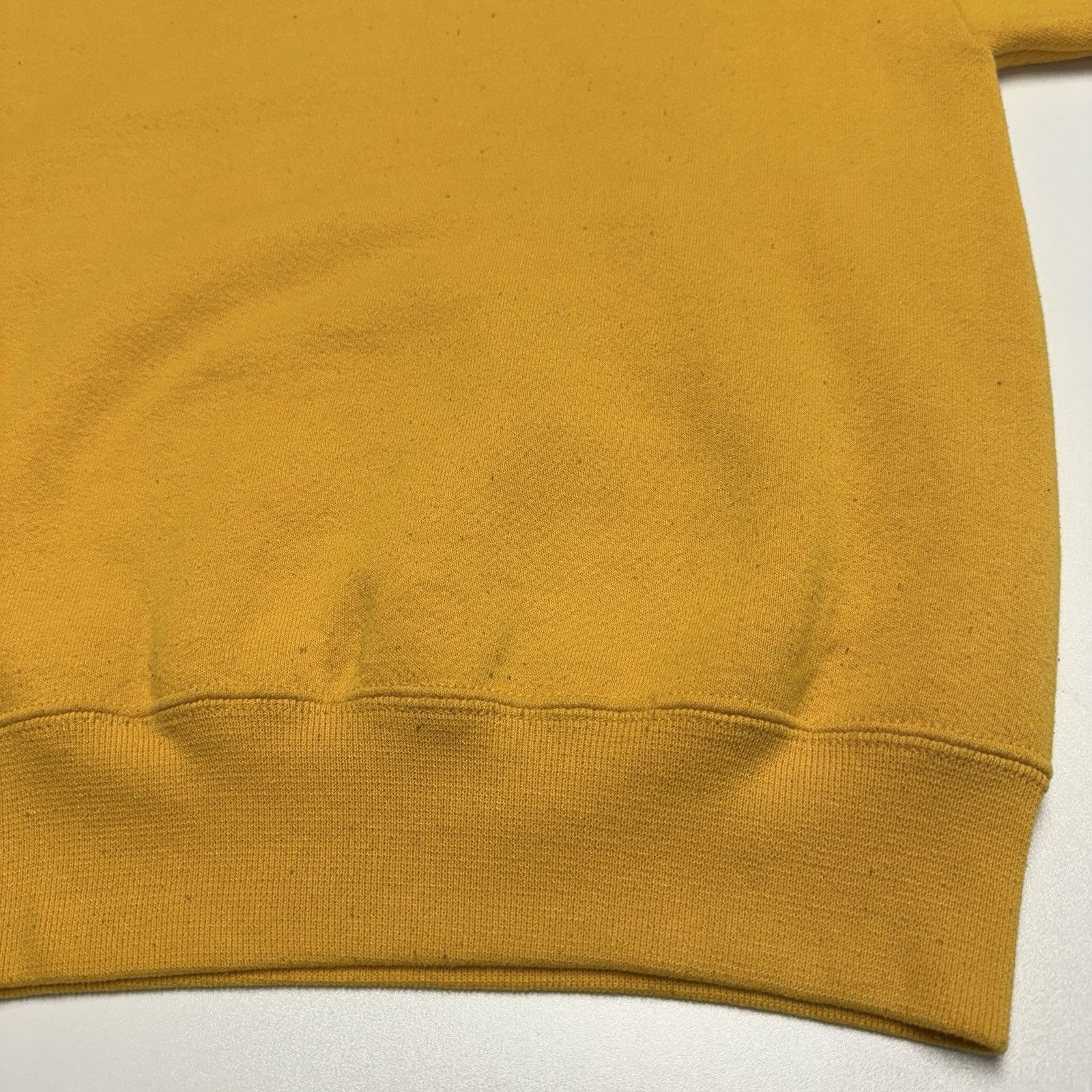 Vintage Vintage Bod Swimming Hoodie Sweatshirt Mens Small Yellow Y2K Size US S / EU 44-46 / 1 - 11 Thumbnail