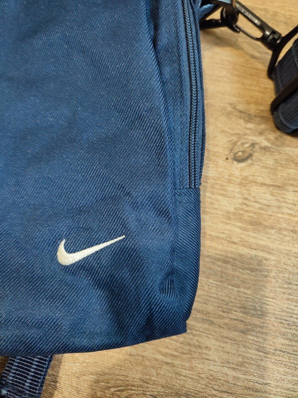 Nike Vintage Nike Y2K Messenger Bag - Navy Shoulder Crossbody Bag Size ONE SIZE - 9 Thumbnail