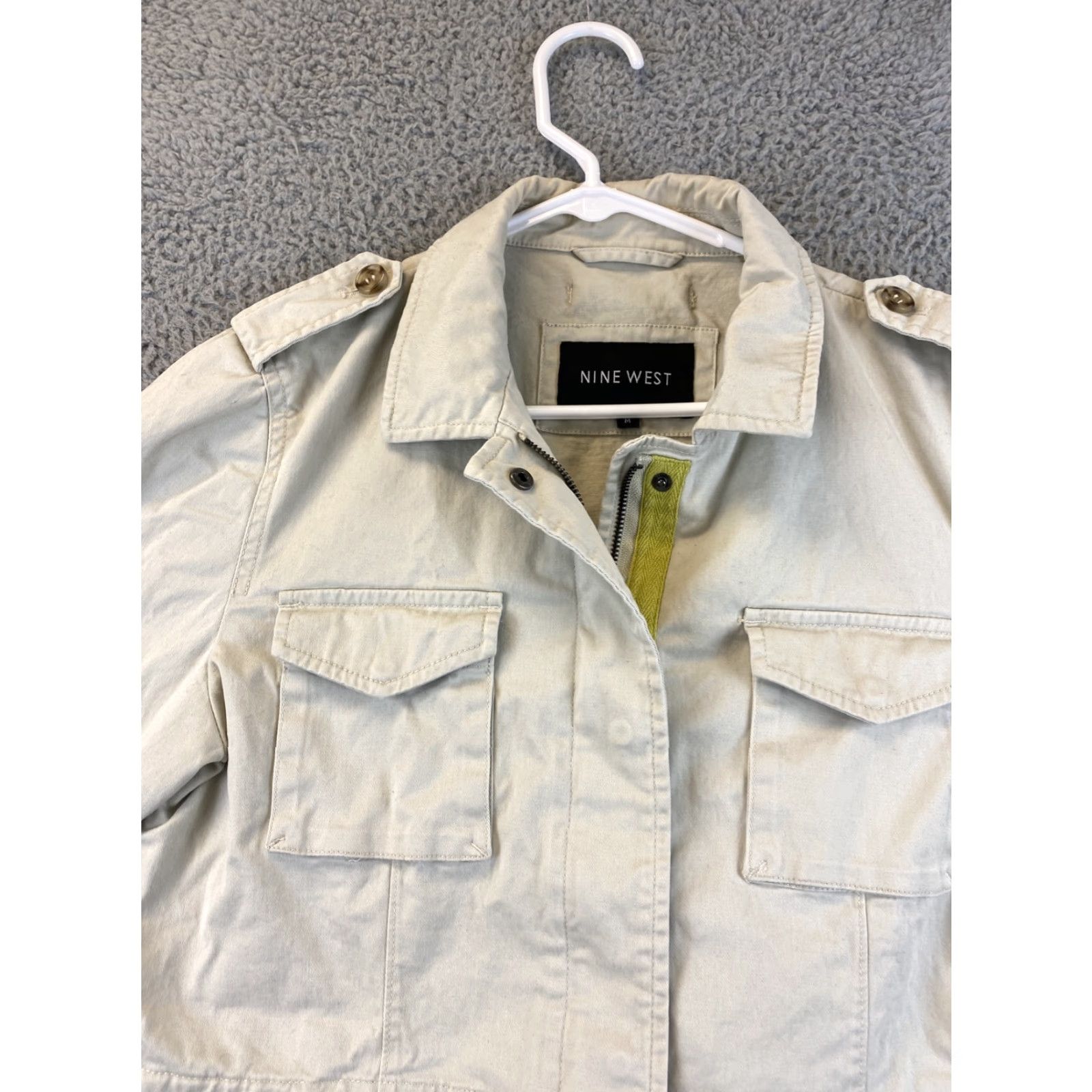 Nine West VINTAGE Nine West Army Tan Utility Jacket Womens M - Cotton Military Jacket, Tan, Size M, Army Theme, Blue Accent? Size M / US 6-8 / IT 42-44 - 3 Thumbnail