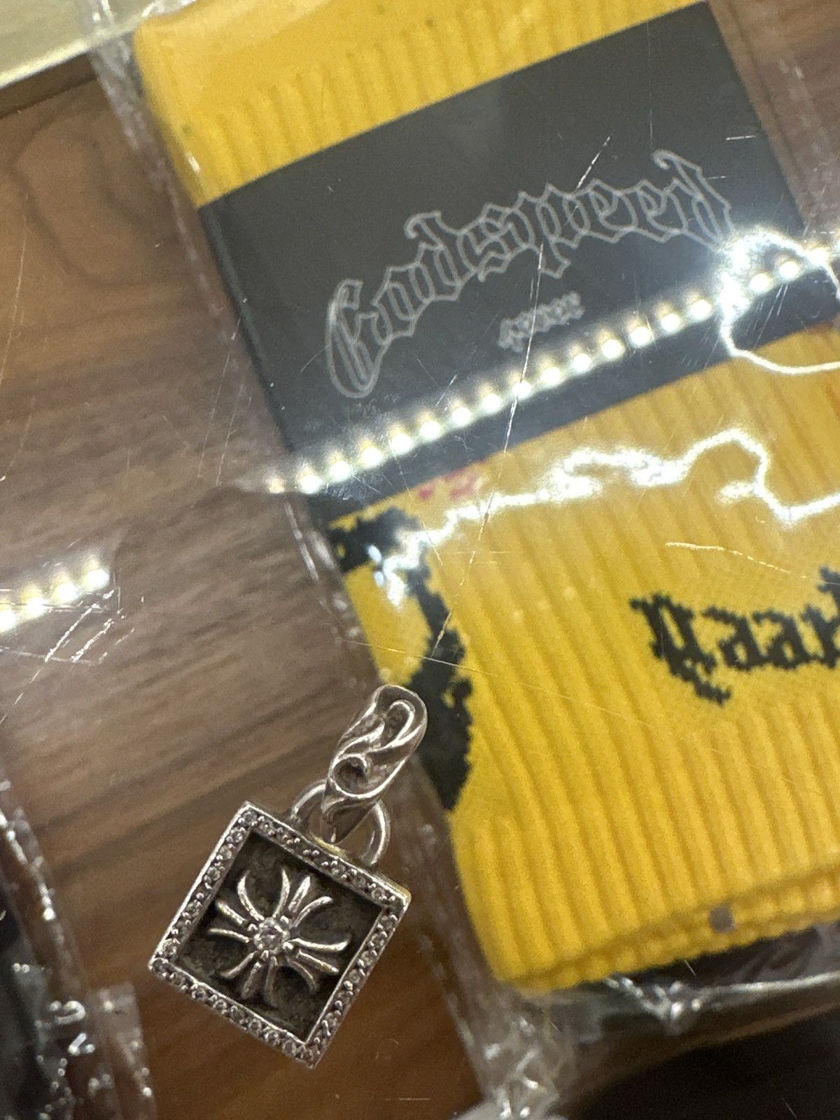 Chrome Hearts Chrome Hearts Cross Diamond Paved Frame Pendant (PreOwned) Size ONE SIZE - 4 Thumbnail
