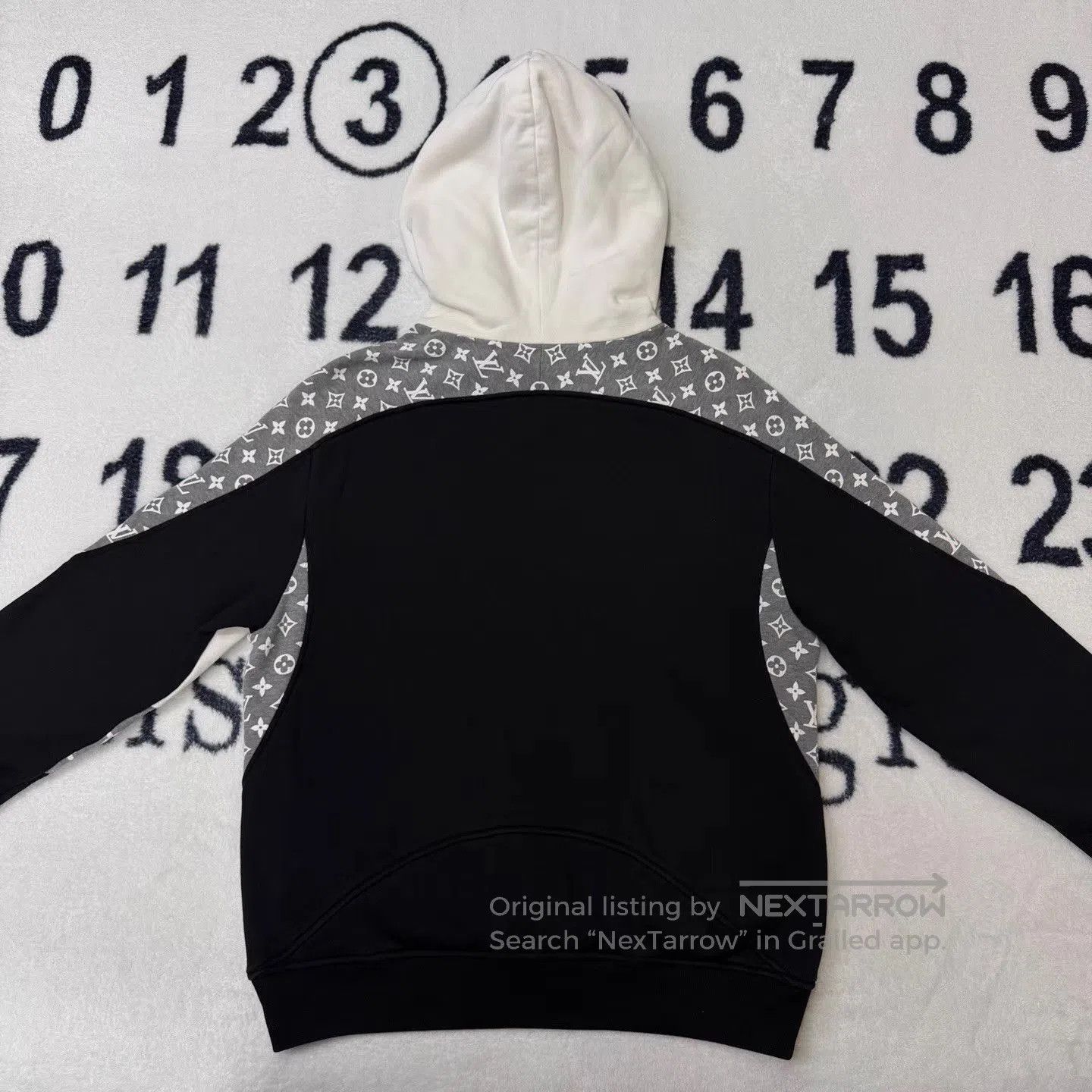 Louis Vuitton Multi Color Patterned Hoodie with Drawstring, Size S. Size US S / EU 44-46 / 1 - 3 Thumbnail
