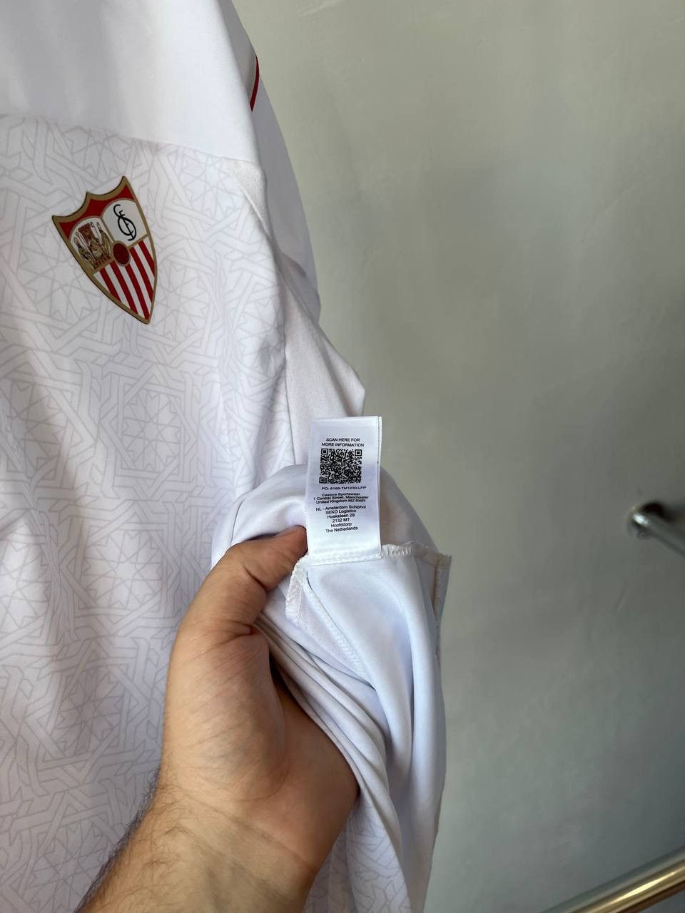 Castore 2022/23 SEVILLA FC HOME SOCCER JERSEY FOOTBALL SHIRT CASTORE Size US L / EU 52-54 / 3 - 11 Thumbnail