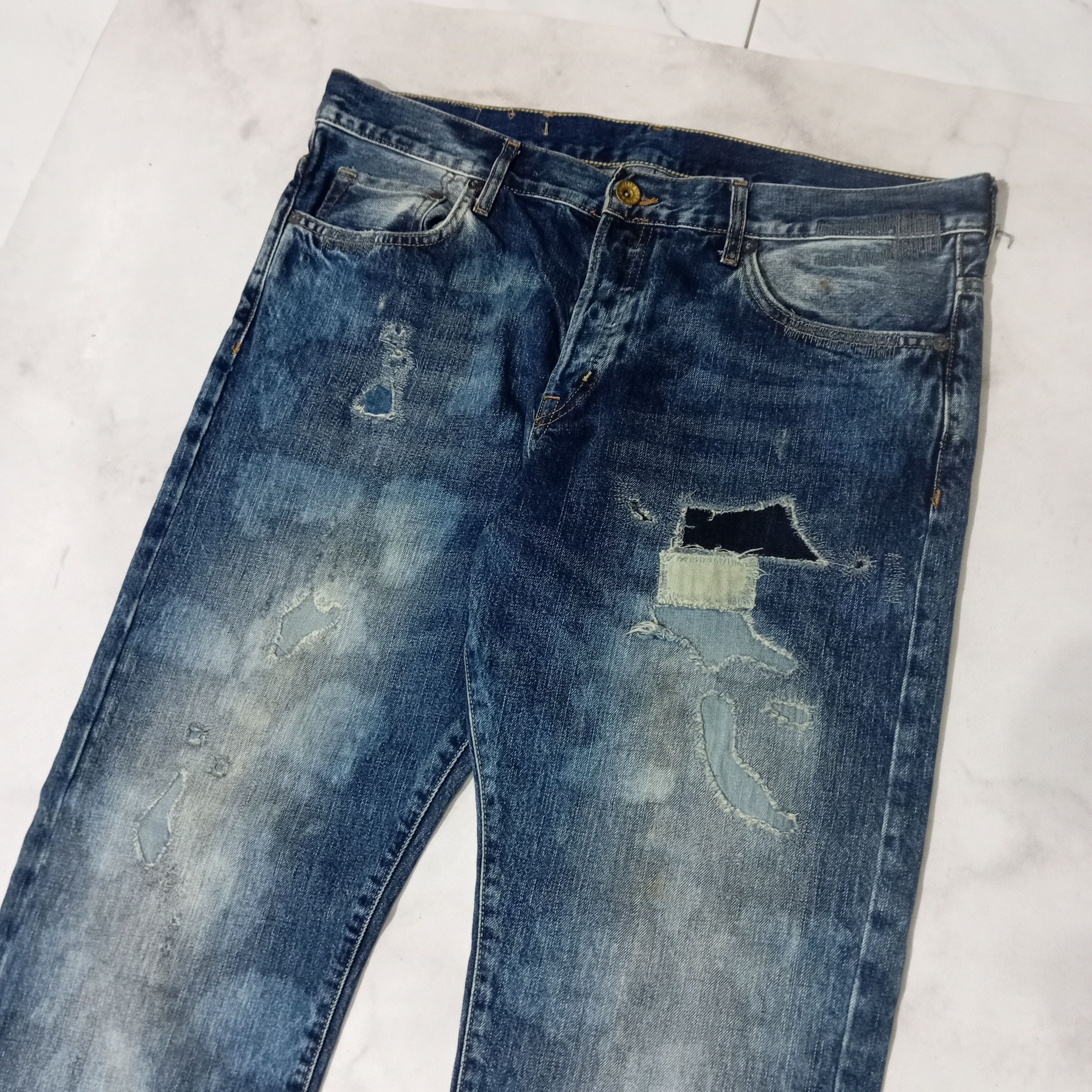 H&M H&M Bleach Distressed Denim Pants Size US 41 - 2 Thumbnail