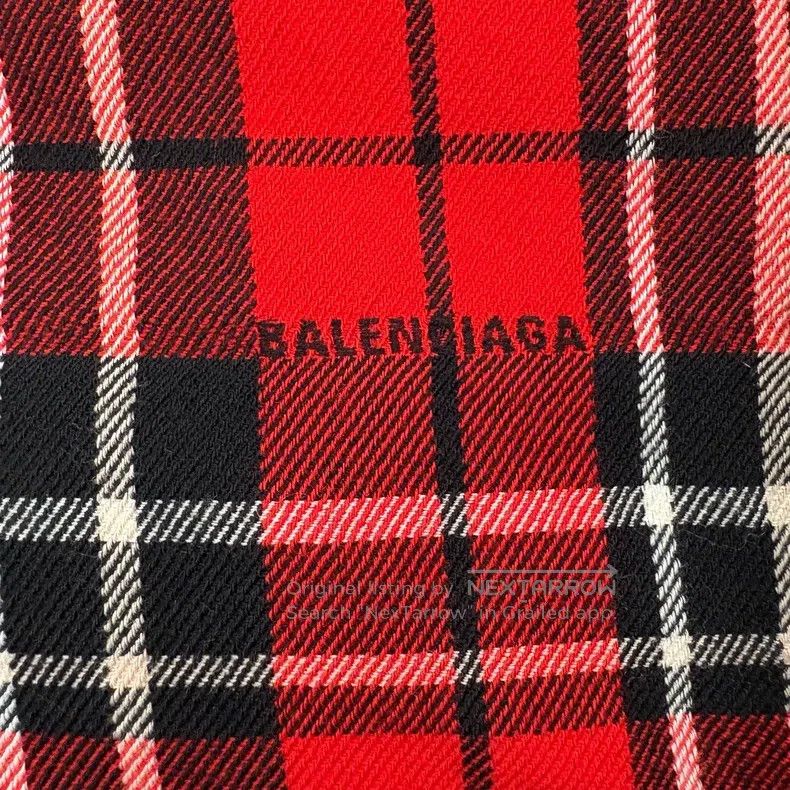 Balenciaga Balenciaga Double-Sided Wear Dark Blue Red Lining Plaid Pu Size US L / EU 52-54 / 3 - 6 Thumbnail