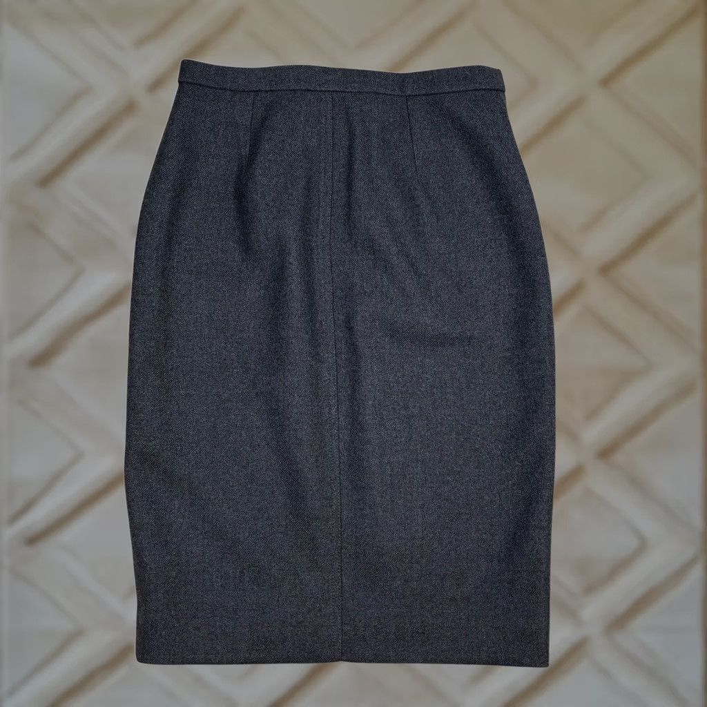 J.Crew EUC J. Crew Grey Wool Pencil Skirt Knee Length Zipper Accent Size 0 Size 25" / US 0 / IT 36 - 1 Thumbnail
