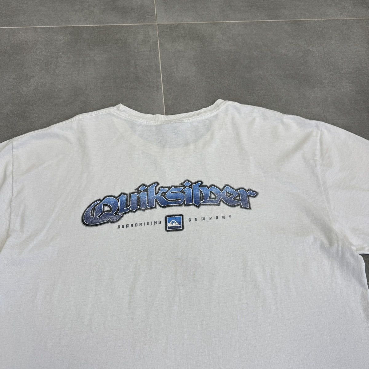 Quiksilver Vintage Quiksilver Center Logo Surf Style Y2K Men T-Shirt Size US XL / EU 56 / 4 - 18 Thumbnail