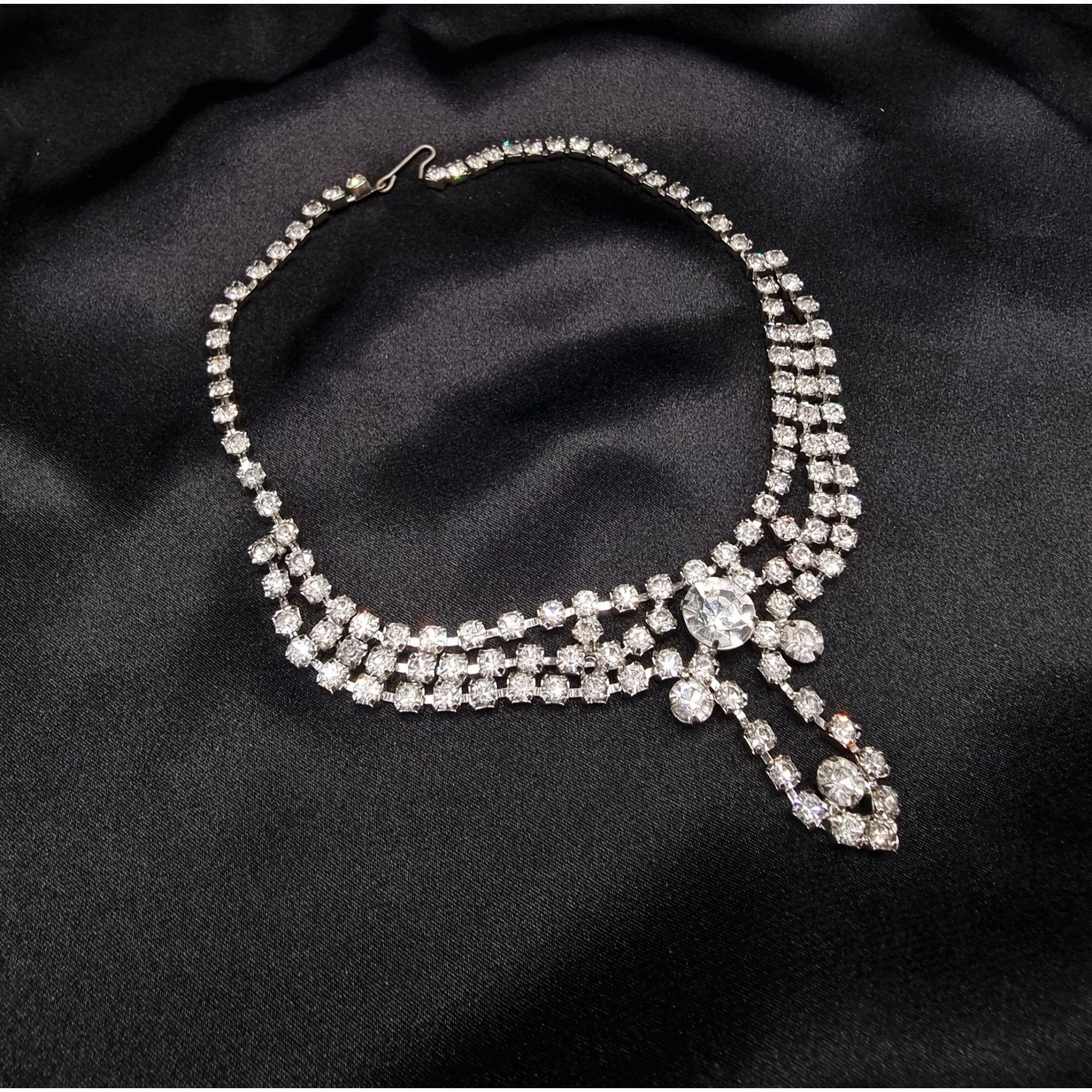 Vintage Vintage 1960s Rhinestone Choker Necklace With Cascading Crys Size ONE SIZE - 2 Thumbnail