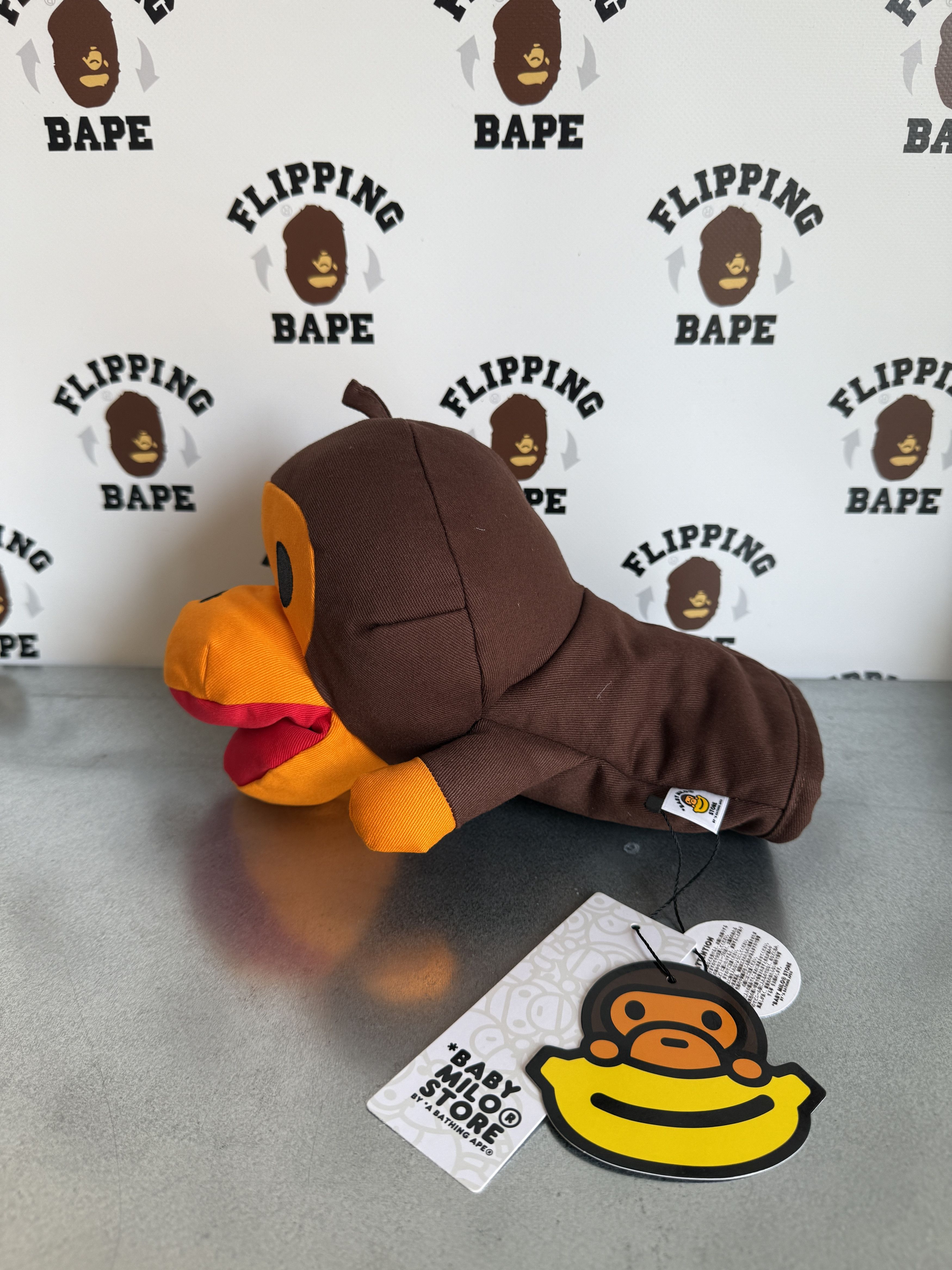 Bape BABY MILO OVEN GLOVE Size ONE SIZE - 1 Thumbnail