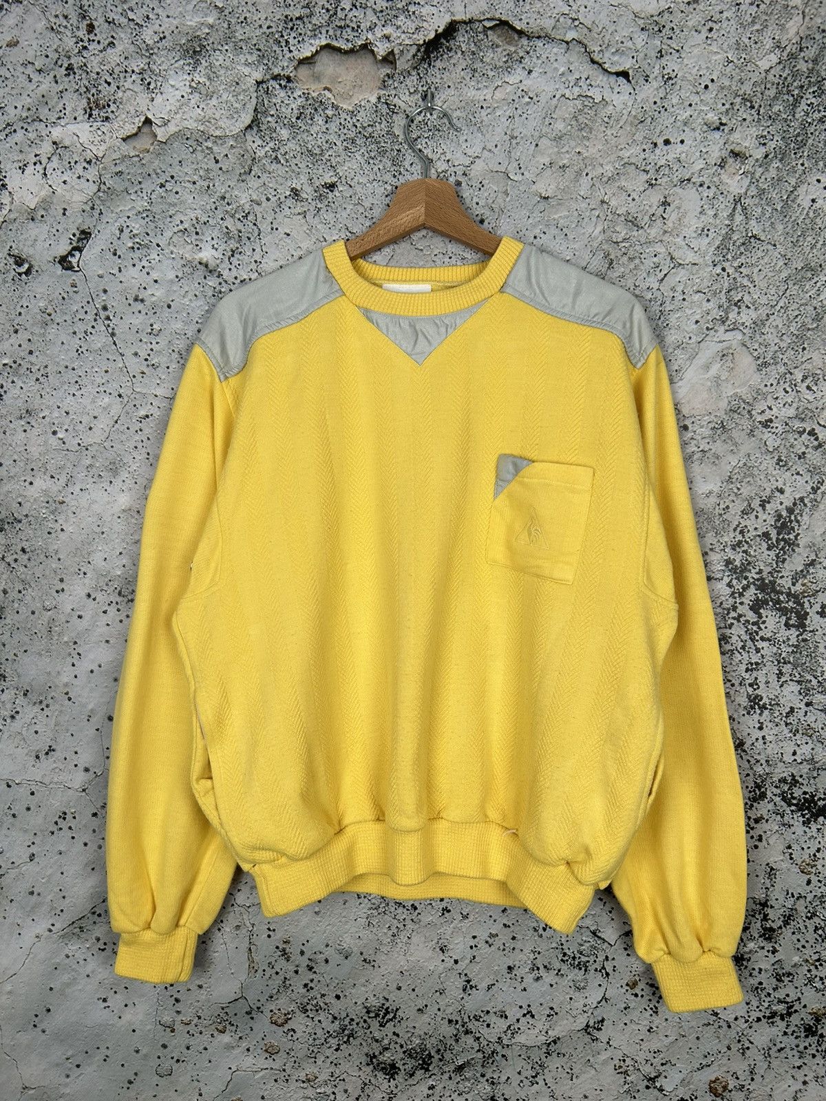 Le Coq Sportif Vintage Le Coq Sportif France Sportswear Crewneck 90s Size US L / EU 52-54 / 3 - 1 Thumbnail