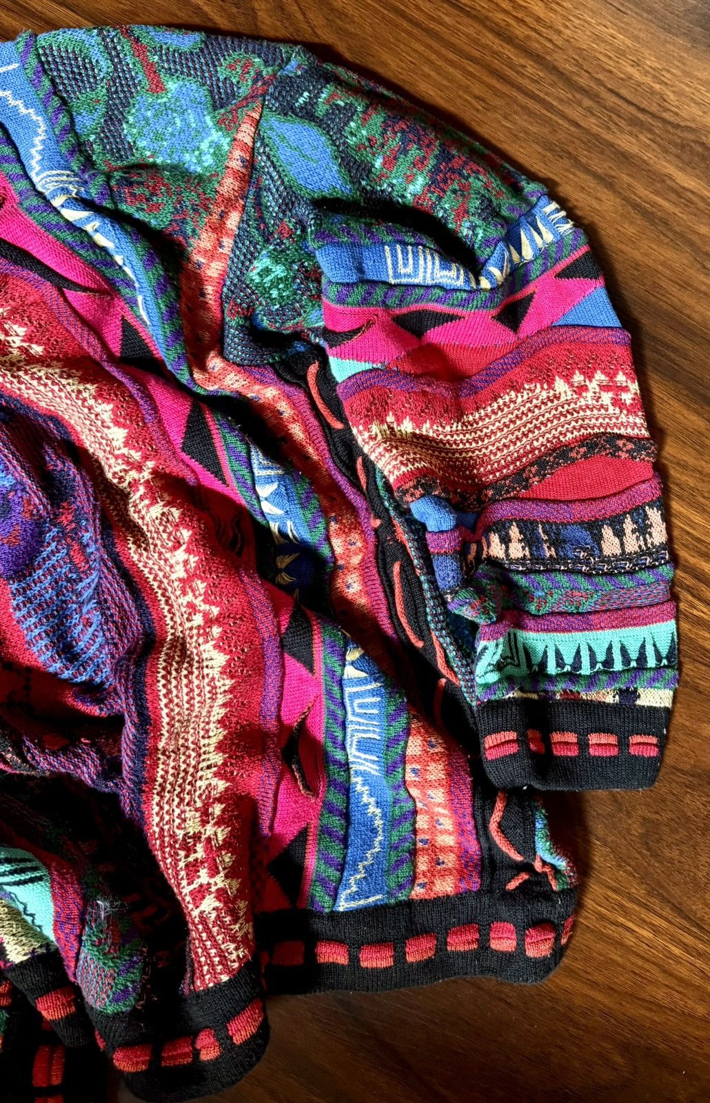 Coogi 💥SENSATIONAL💥 COOGI RARE PATTERN 3D COLOUR KNIT Size US M / EU 48-50 / 2 - 6 Thumbnail