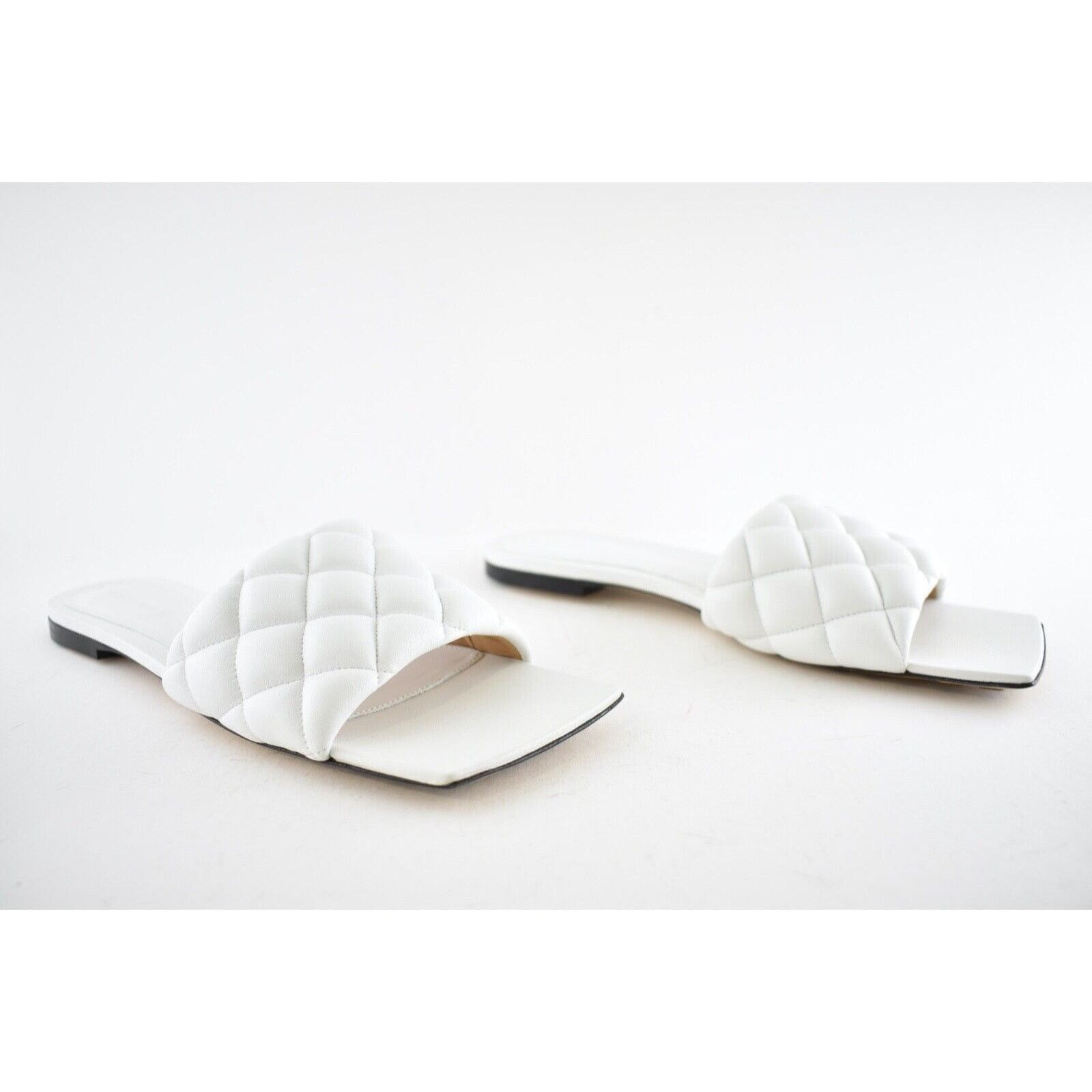 Bottega Veneta Bottega Veneta BV Optic White Padded Leather Quilted Size US 9.5 / IT 39.5 - 4 Thumbnail