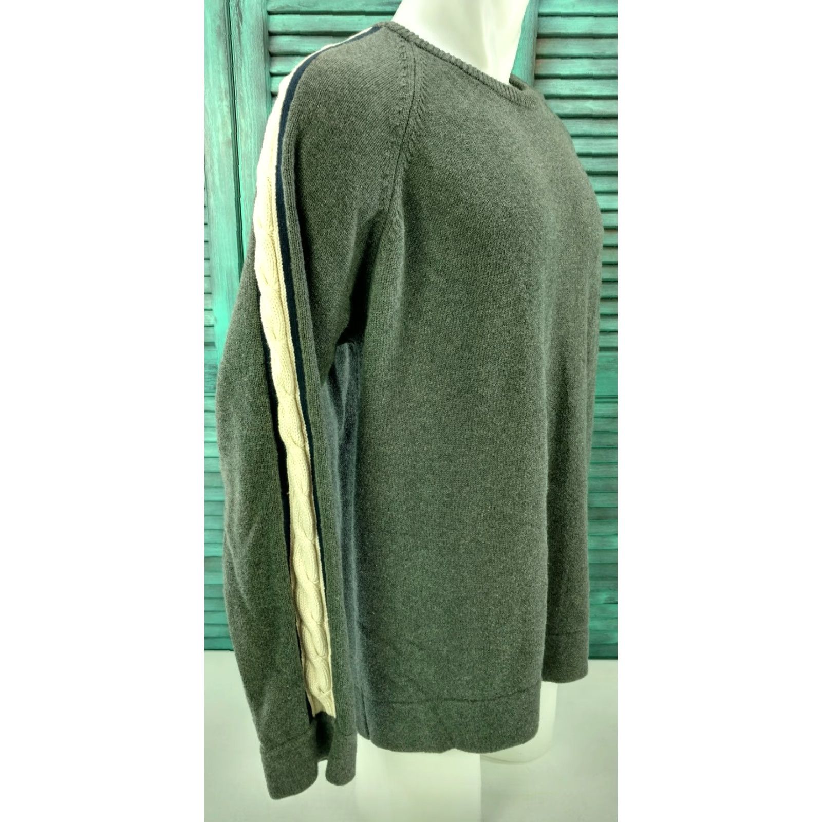Tommy Hilfiger Vintage Tommy Hilfiger Cable Knit Sweater Mens XL Gray Red White Tommy Jeans Crewneck Size US XL / EU 56 / 4 - 2 Thumbnail