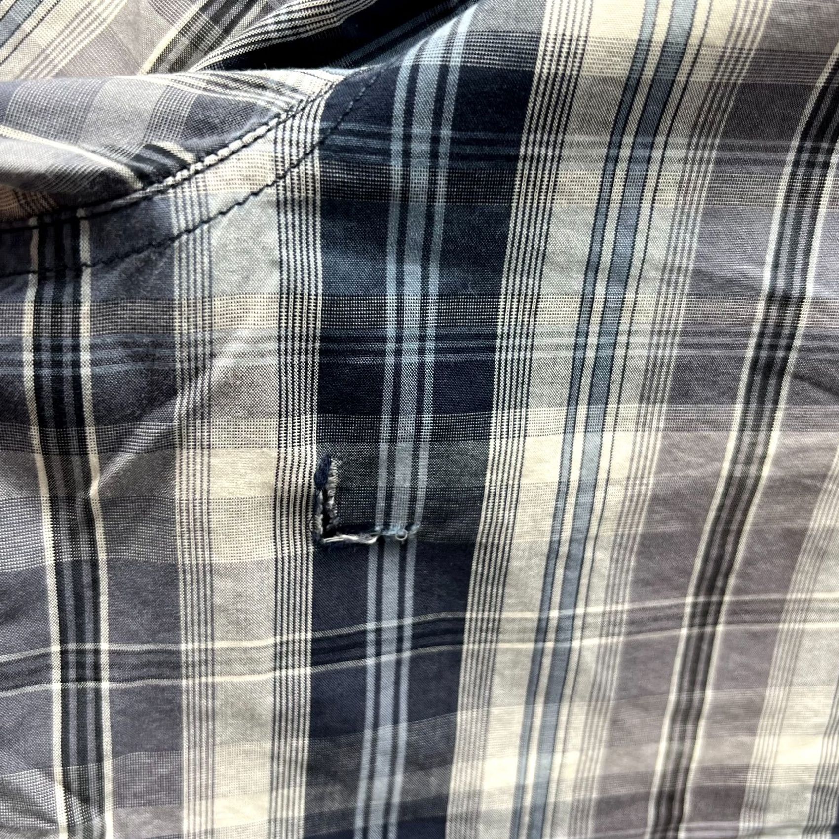 Carhartt VINTAGE Carhartt Shirt Mens L Blue Plaid Button-Down Relaxed Bellvue Outdoors Size US L / EU 52-54 / 3 - 6 Thumbnail