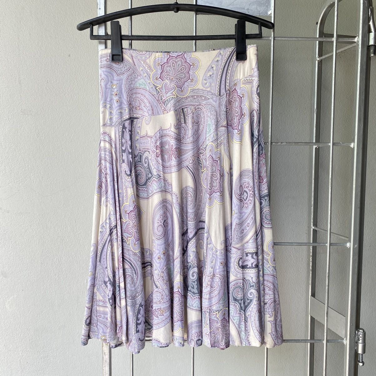 Max Mara Max Mara Paisley Print Flared Skirt Size 30" / US 8 / IT 44 - 4 Thumbnail