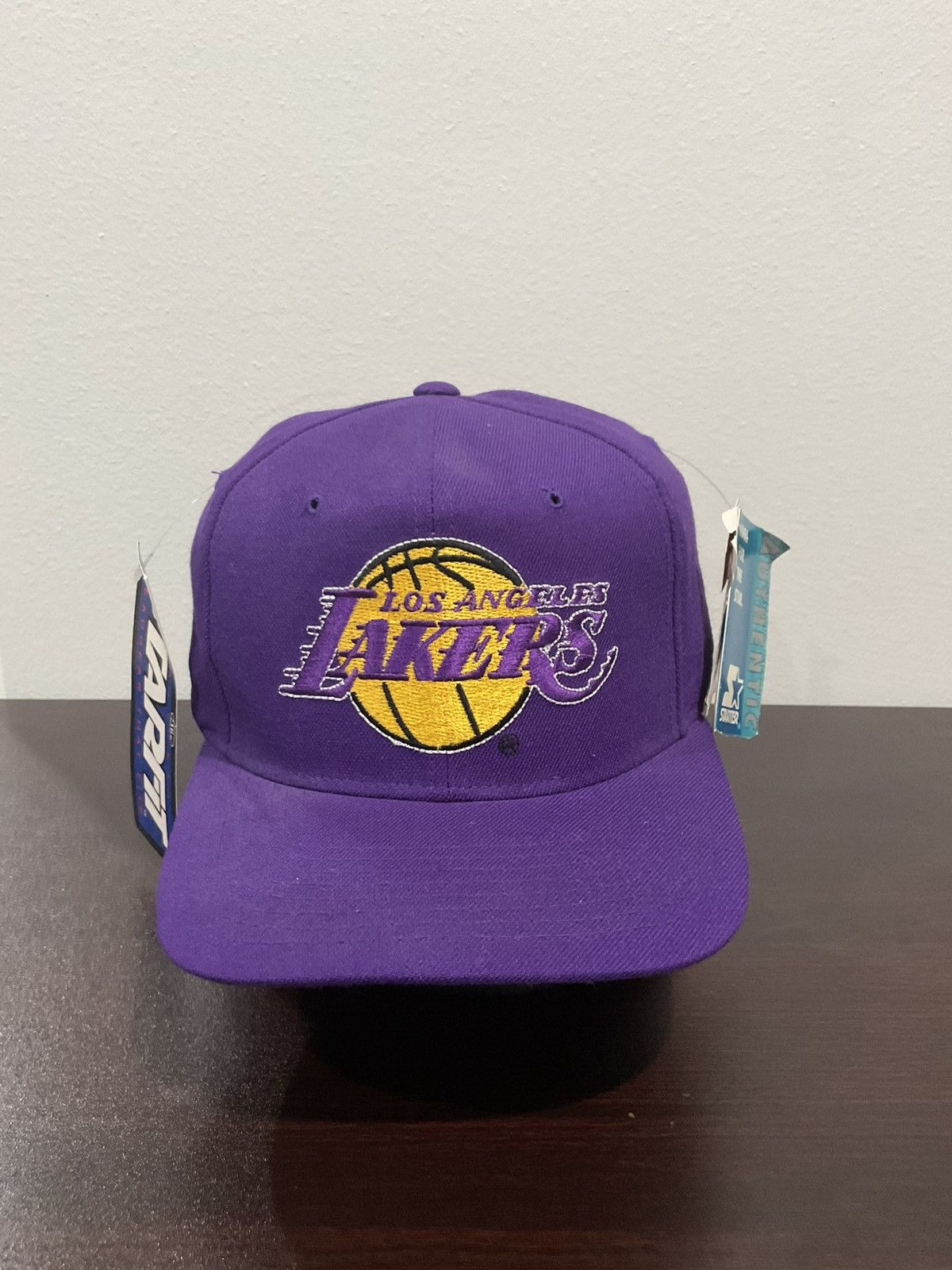 Starter Vintage Los Angeles Lakers starter fitted hat nwt Size ONE SIZE - 1 Thumbnail