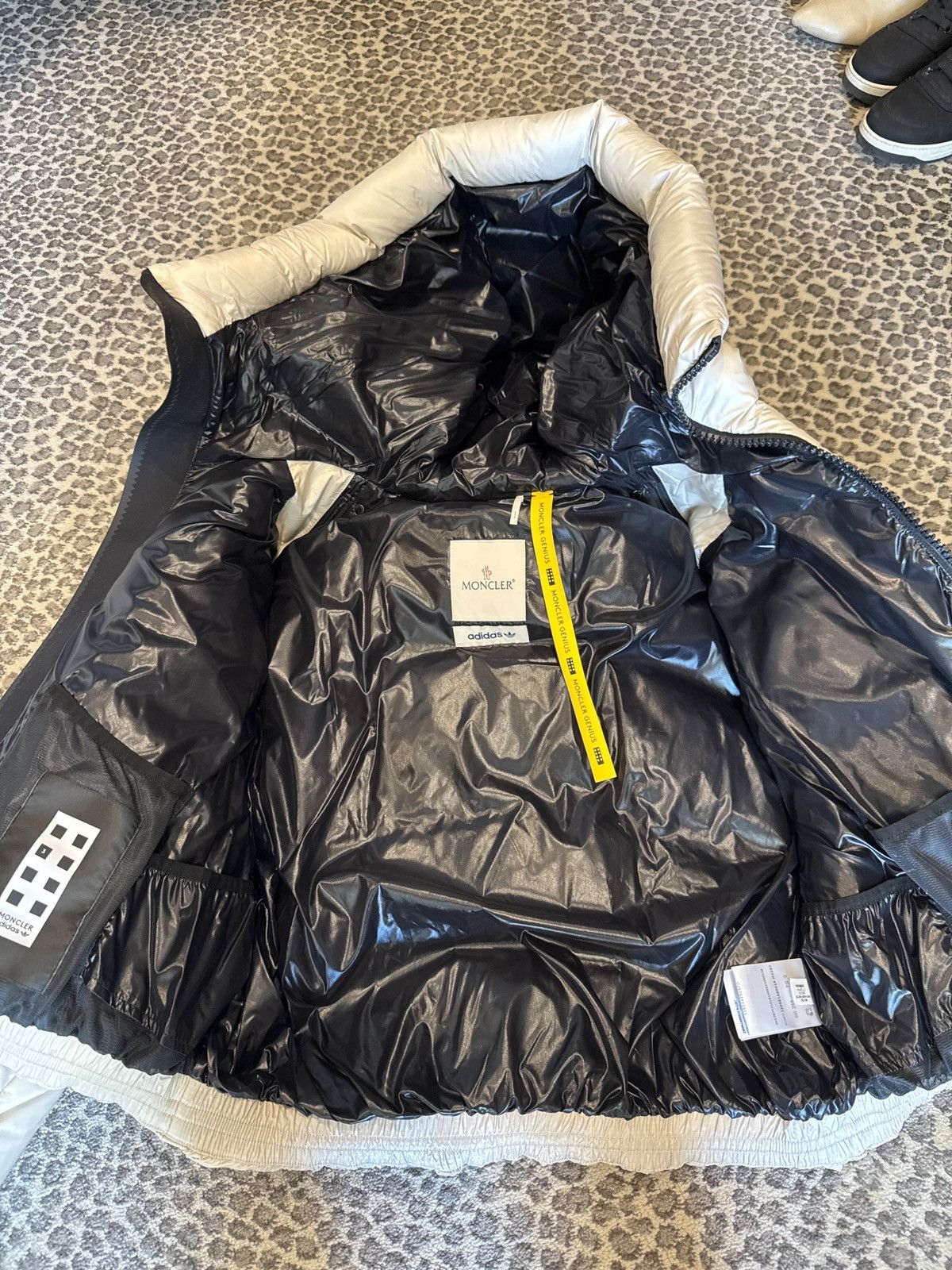 Adidas × Moncler MONCLER adidas Size XS / US 0-2 / IT 36-38 - 9 Thumbnail