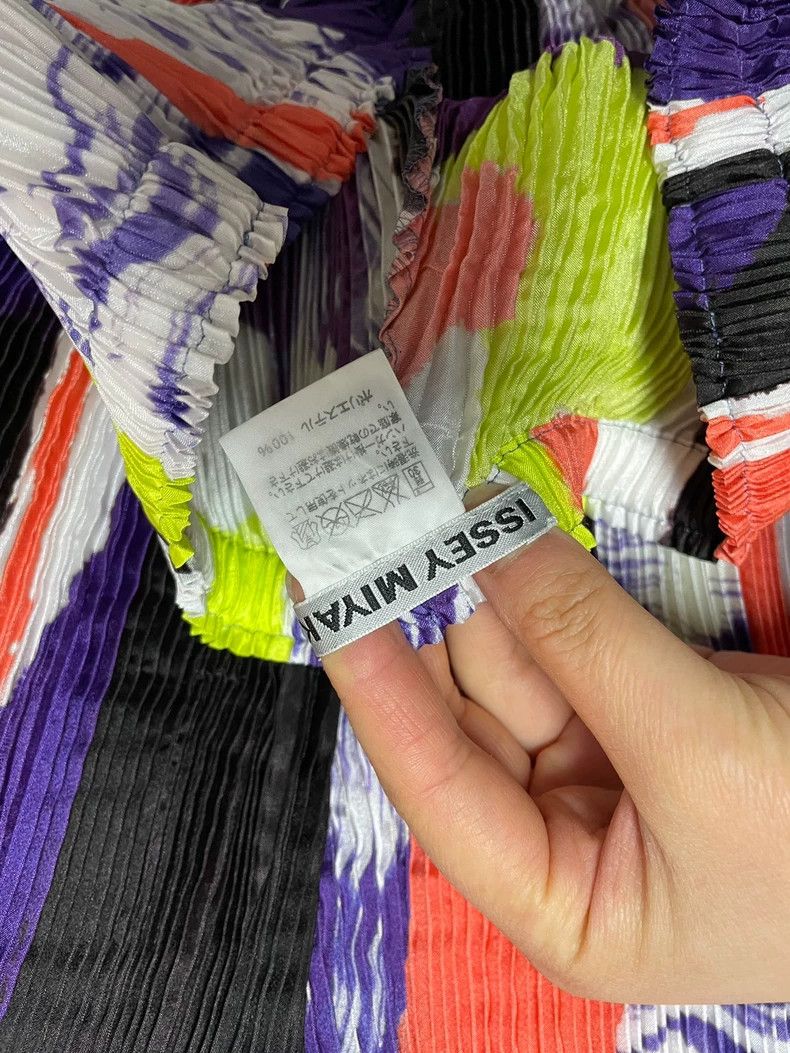 Issey Miyake Issey Miyake size:2 Blue and yellow ink-wash half skirt Size 22" - 4 Thumbnail
