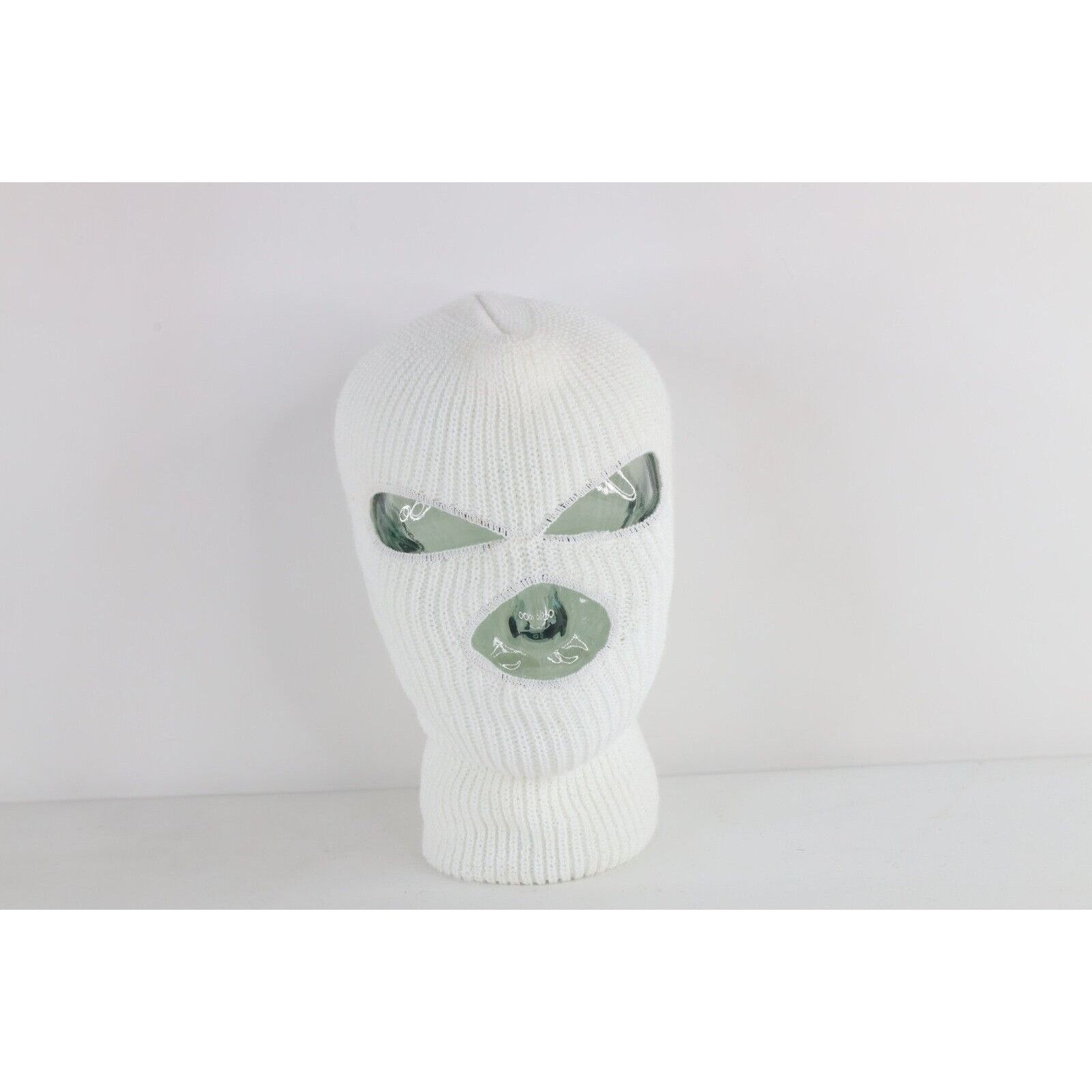 Vintage Vintage 90s Streetwear Chunky Ribbed Knit 3 Hole Beanie Size ONE SIZE - 1 Thumbnail