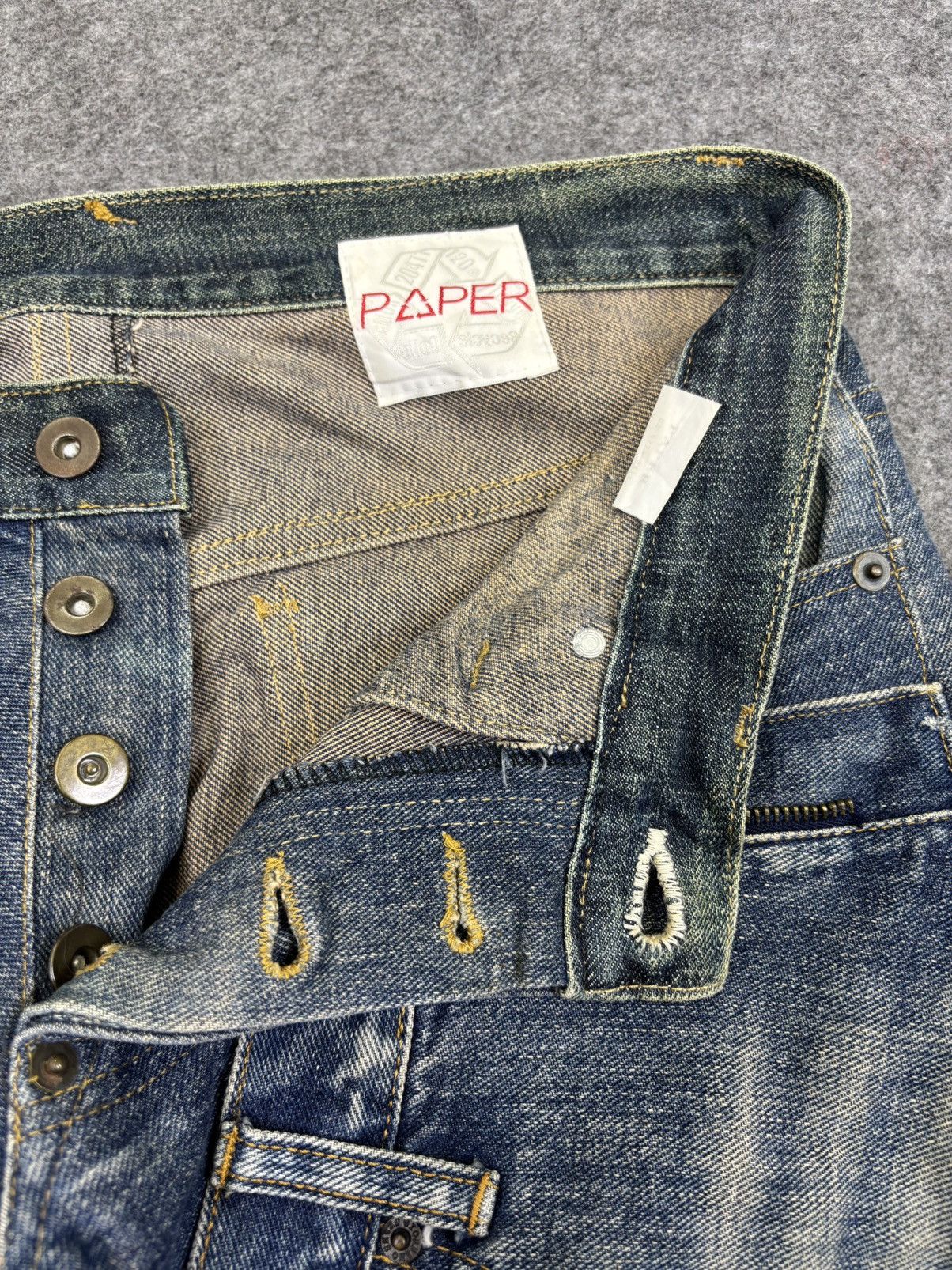 20471120 Archival AW2000 20471120 PAPER RECYCLED DENIM F773 Size US 32 / EU 48 - 13 Thumbnail