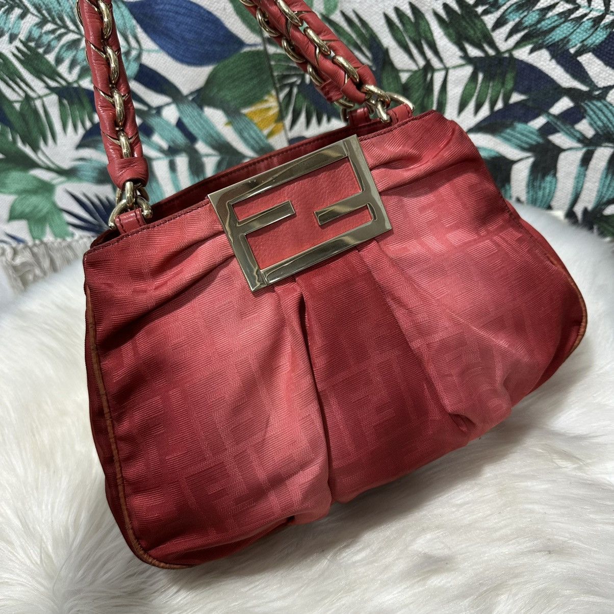 Fendi Authentic FENDI Red Zucca Chain Handbag Size ONE SIZE - 2 Thumbnail