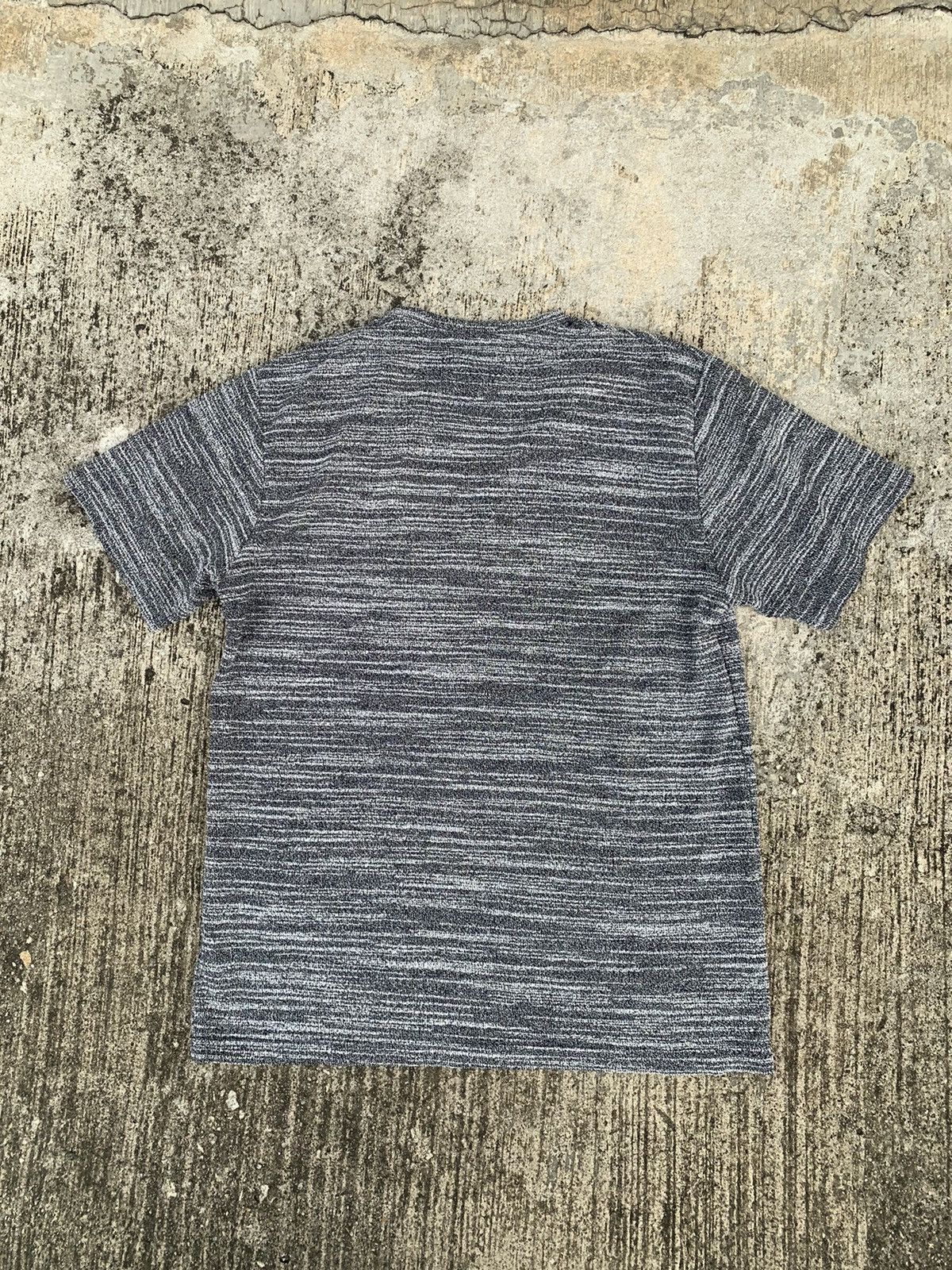 Japanese Brand Avail mode v neck shirt Size US M / EU 48-50 / 2 - 6 Thumbnail
