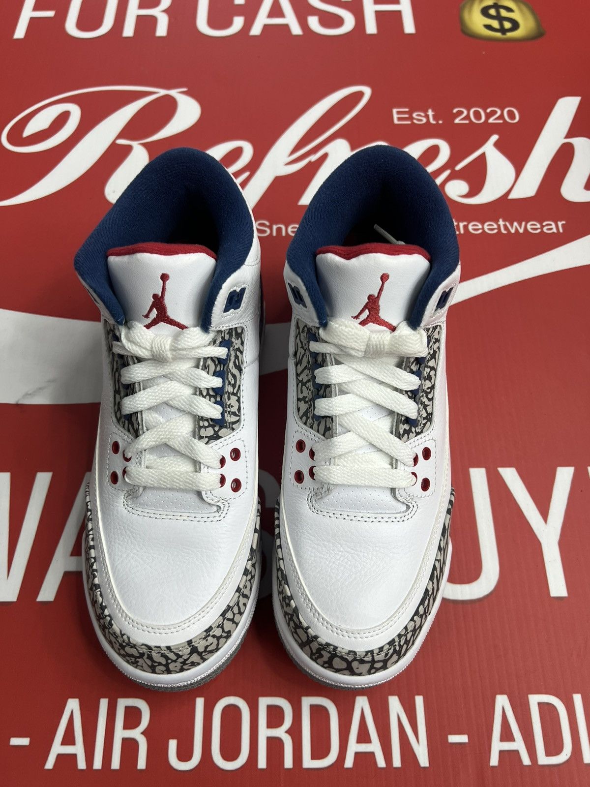 Jordan Brand Air Jordan 3 True Blue Size 5Y Size US 5 / EU 37 - 4 Thumbnail