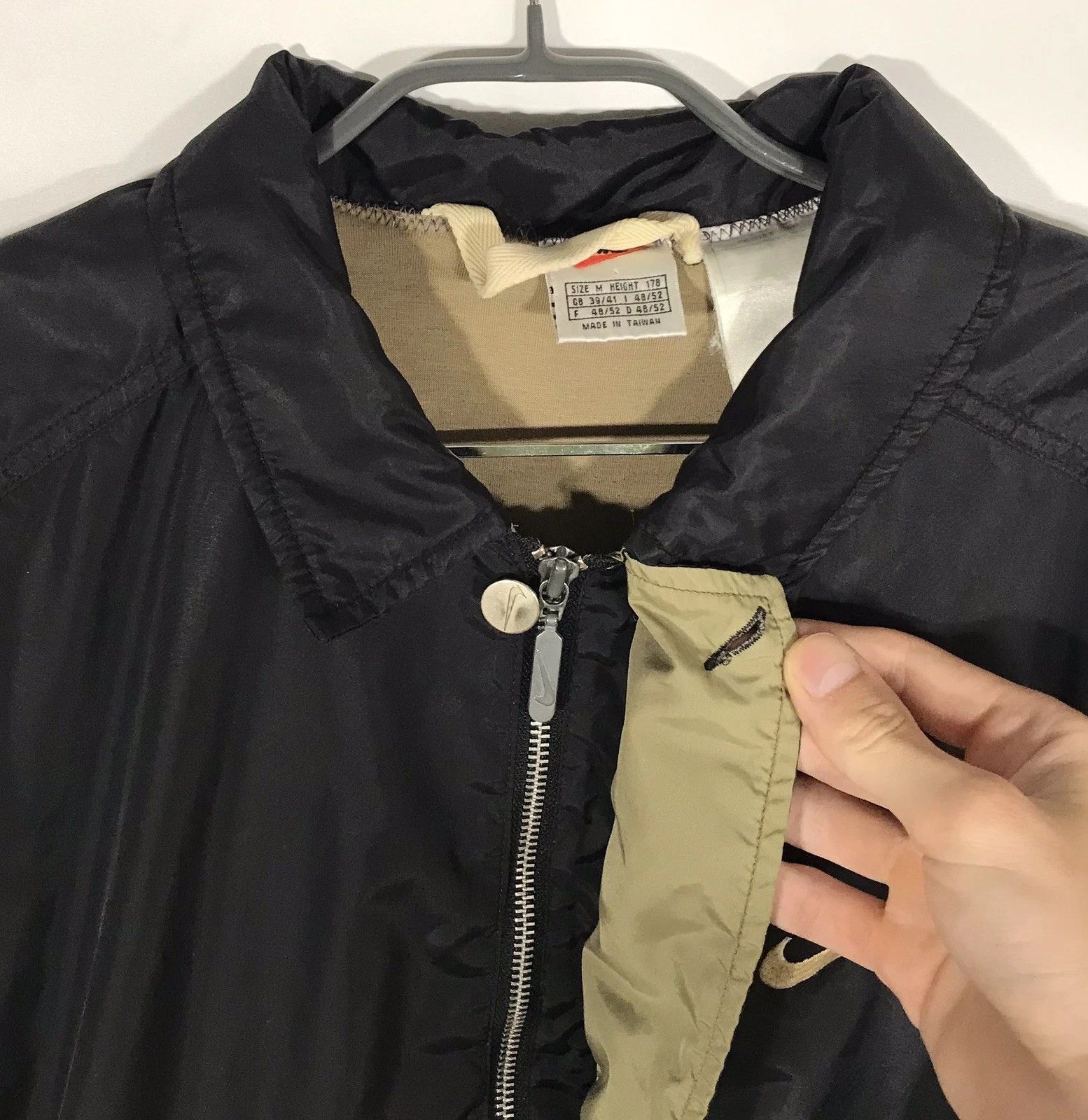 Nike Vintage 90s Nike Jacket Nylon Big Logo Men's Size M Size US M / EU 48-50 / 2 - 9 Thumbnail