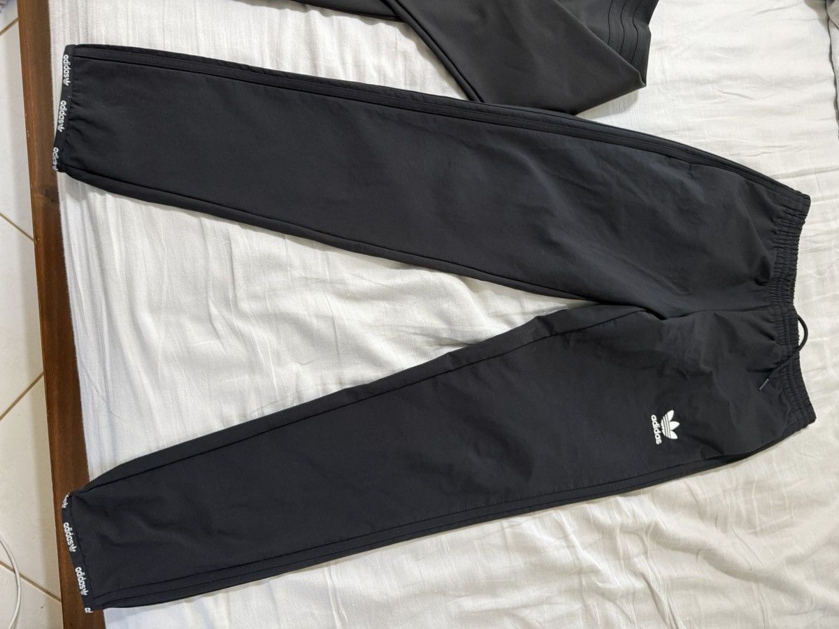 Adidas Adidas blk/blk track suit jacket M pants S Size US M / EU 48-50 / 2 - 2 Thumbnail