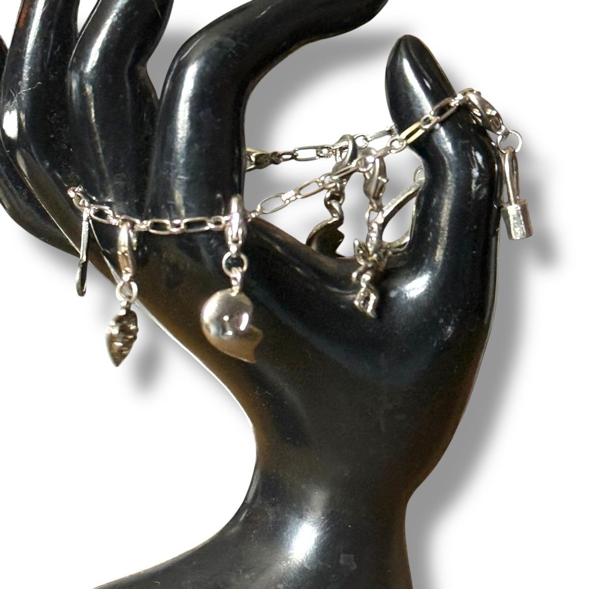 Other Silver tone charm bracelet Size ONE SIZE - 2 Thumbnail