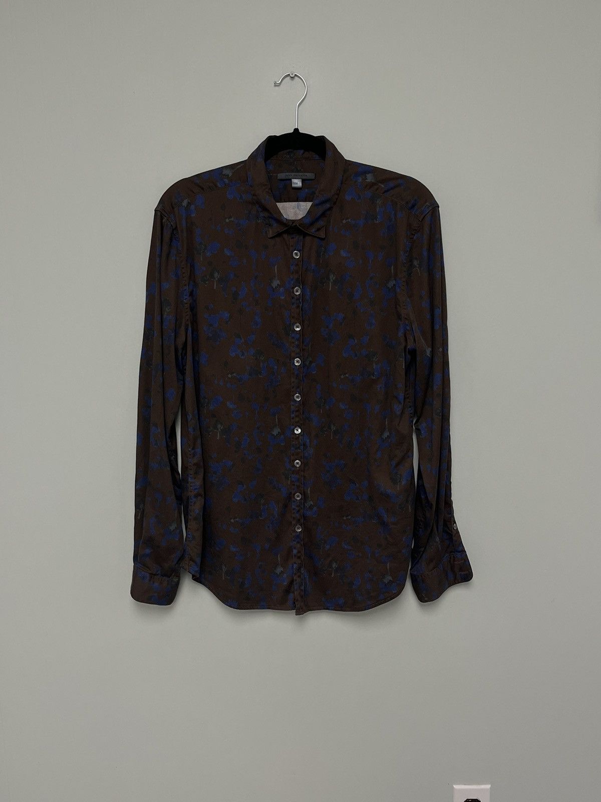 John Varvatos Bucks Shirt. Medium. Size US M / EU 48-50 / 2 - 7 Thumbnail
