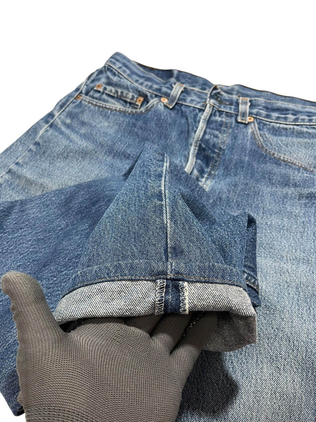 Levi's × Vintage VINTAGE LEVIS 501xx MADE IN USA JEANS Size US 31 - 7 Thumbnail