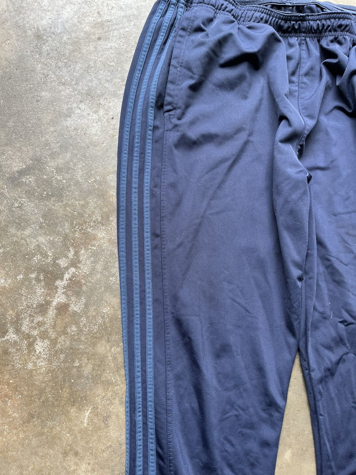 Adidas Adidas blue sweatpants Size US 36 / EU 52 - 1 Thumbnail
