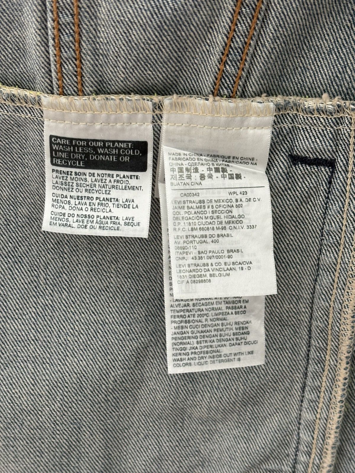 Levi's Surfing Snoopy denim jacket Size US M / EU 48-50 / 2 - 5 Thumbnail