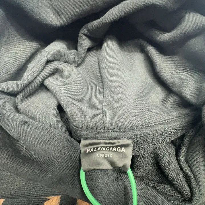 Balenciaga Balenciaga FW23 Distressed Logo Hoodie 0079-2507 Size US L / EU 52-54 / 3 - 6 Thumbnail