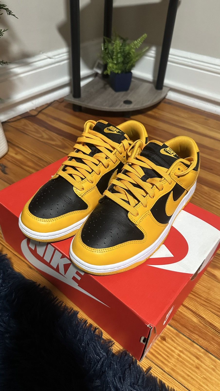 Nike Black & yellow dunks Size US 10 / EU 43 - 5 Thumbnail