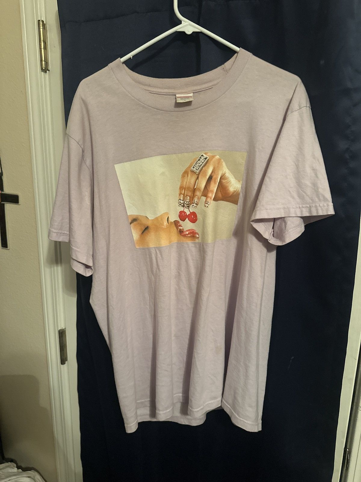 Supreme Supreme Cherries Tee Size US L / EU 52-54 / 3 - 1 Thumbnail