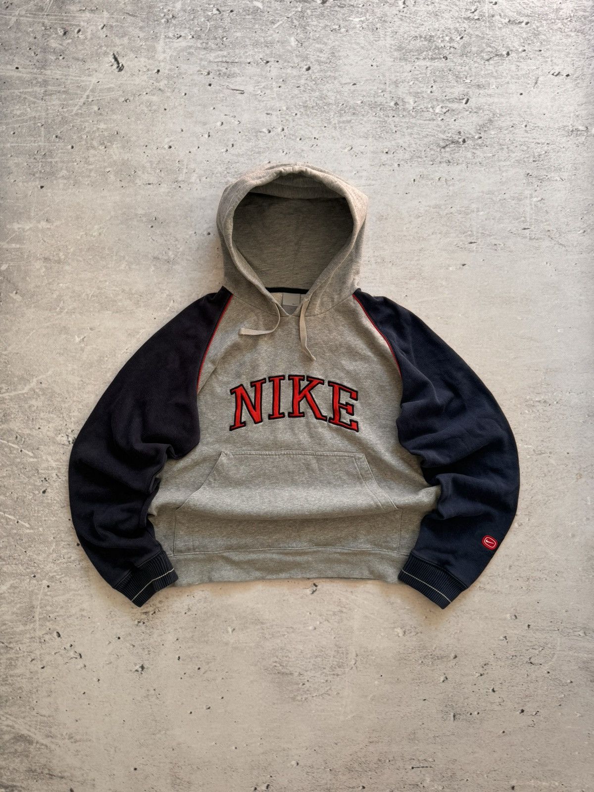 Nike × Vintage NIKE VINTAGE CENTER LOGO OVERSIZE BOXY HOODIE Size US M / EU 48-50 / 2 - 1 Thumbnail