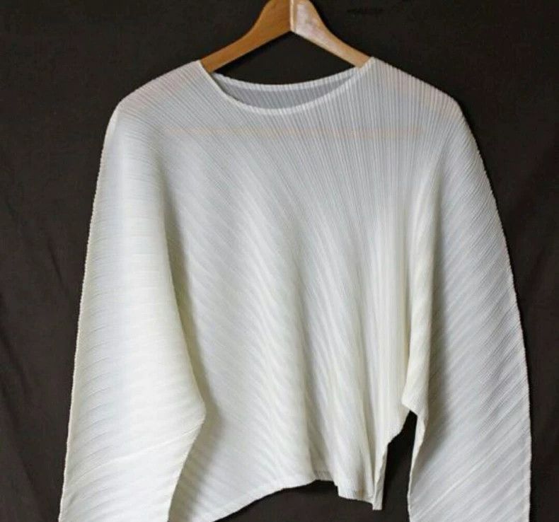 Issey Miyake issey miyake size:3 White pleated coat Size XXS / US 00 / IT 34 - 1 Thumbnail