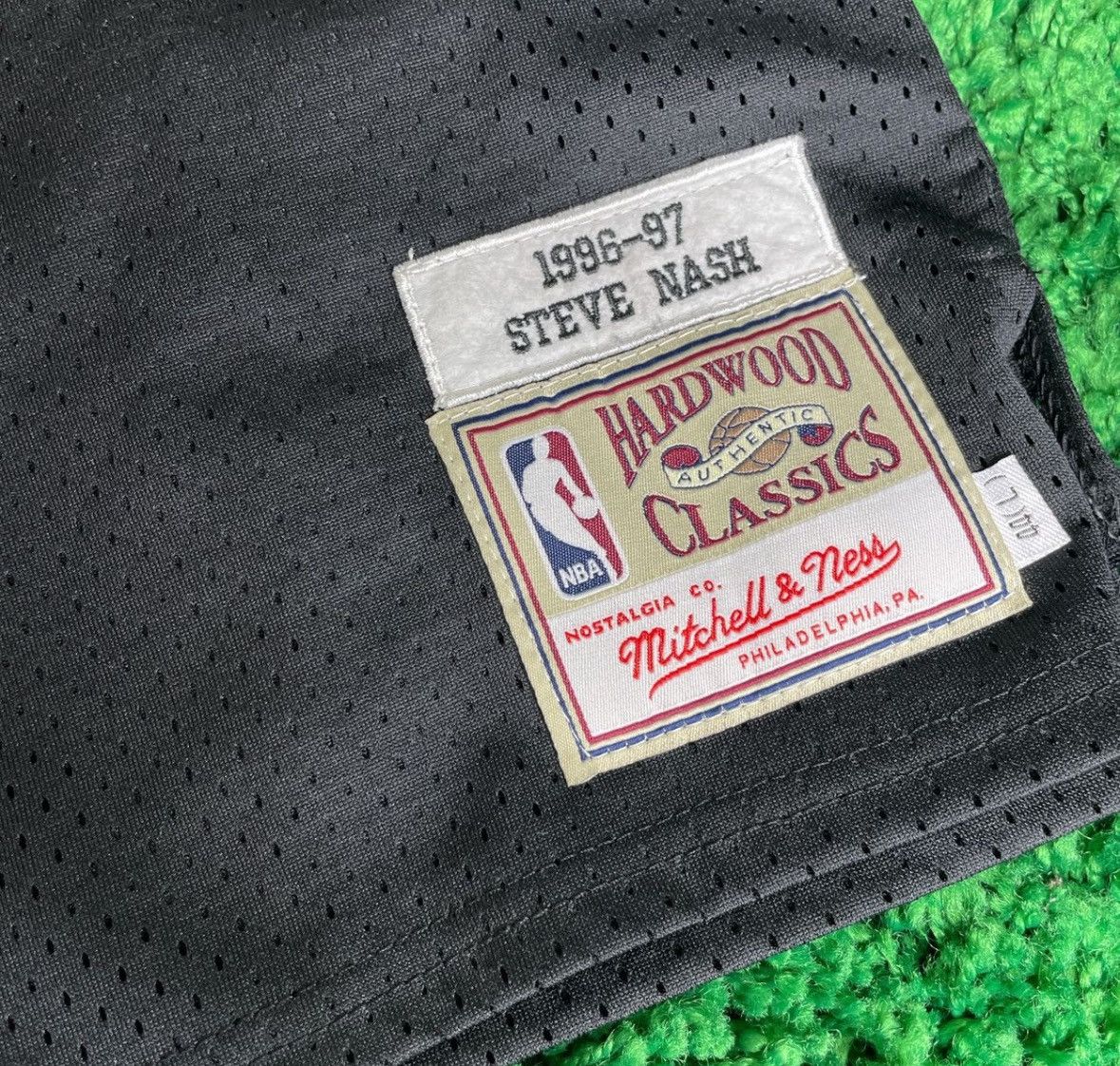 Mitchell & Ness Mitchell & Ness Steve Nash Sun’s Jersey Size US L / EU 52-54 / 3 - 4 Thumbnail
