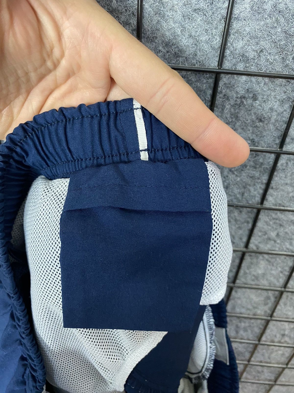 Nike × Vintage Nike Vintage Sportswear Swoosh Logo Shorts Size L Size US 34 / EU 50 - 10 Thumbnail