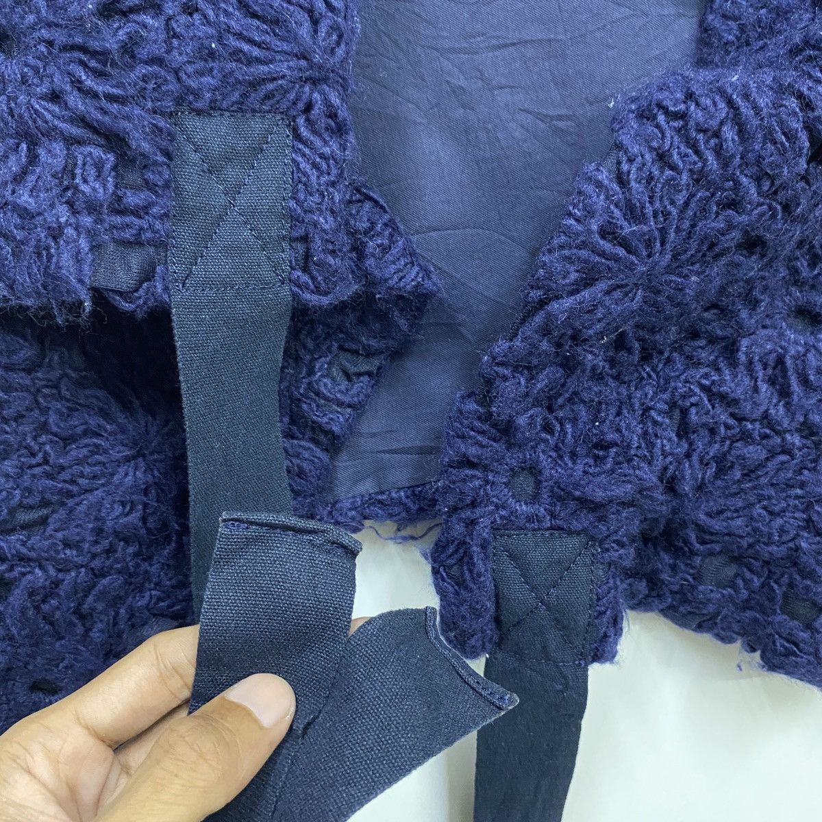 Tricot Comme des Garcons tricot COMME des GARÇONS Wool Floral Knitted Wrap Skirt Size 30" / US 8 / IT 44 - 7 Thumbnail