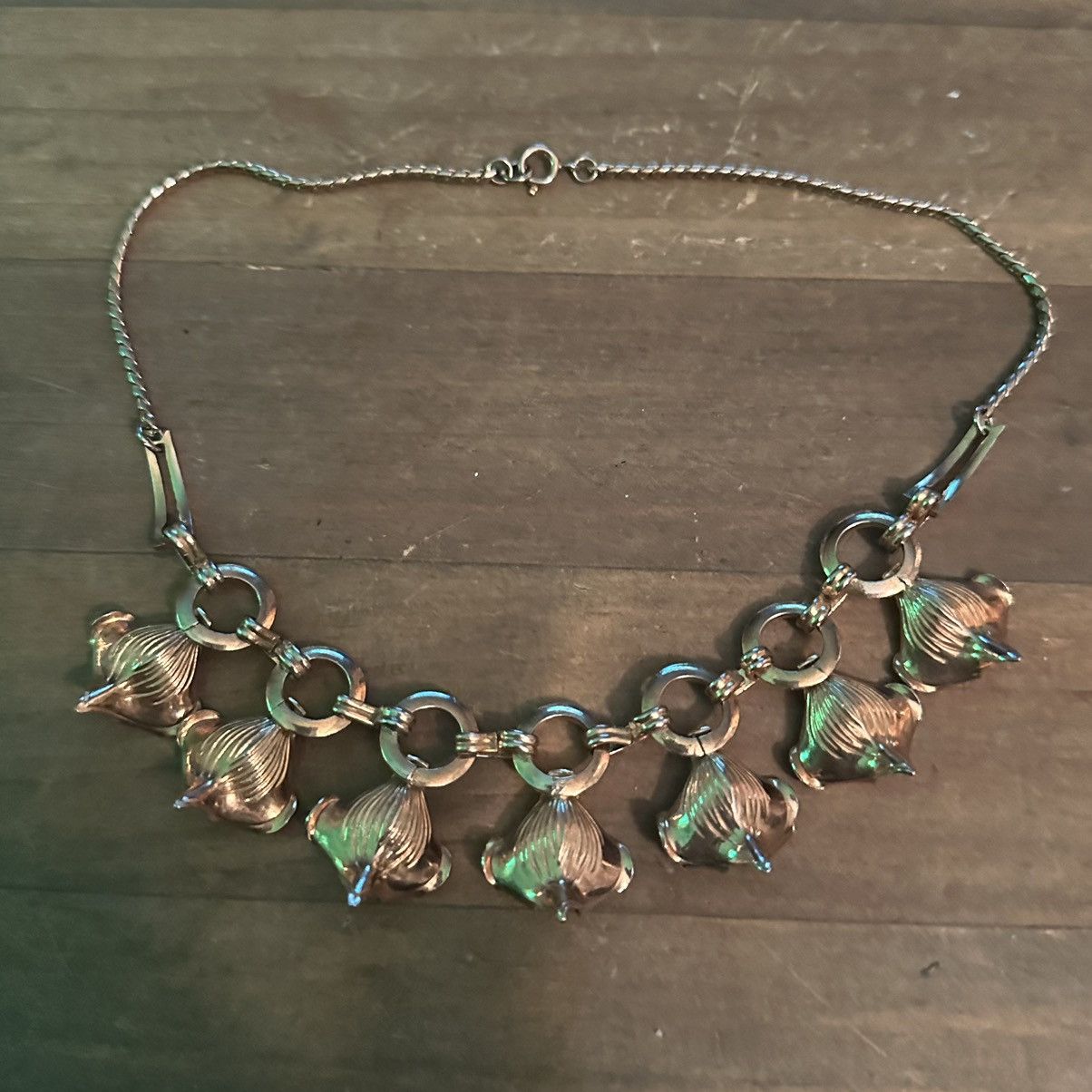Vintage Vintage flower petal shaped dangle necklace Size ONE SIZE - 5 Thumbnail
