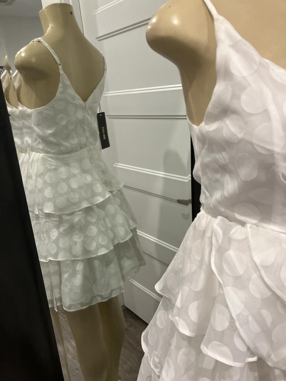 Domenico Spano NWT Do+Be White Polka Dot Tiered Ruffle Dress Size S / US 4 / IT 40 - 3 Thumbnail