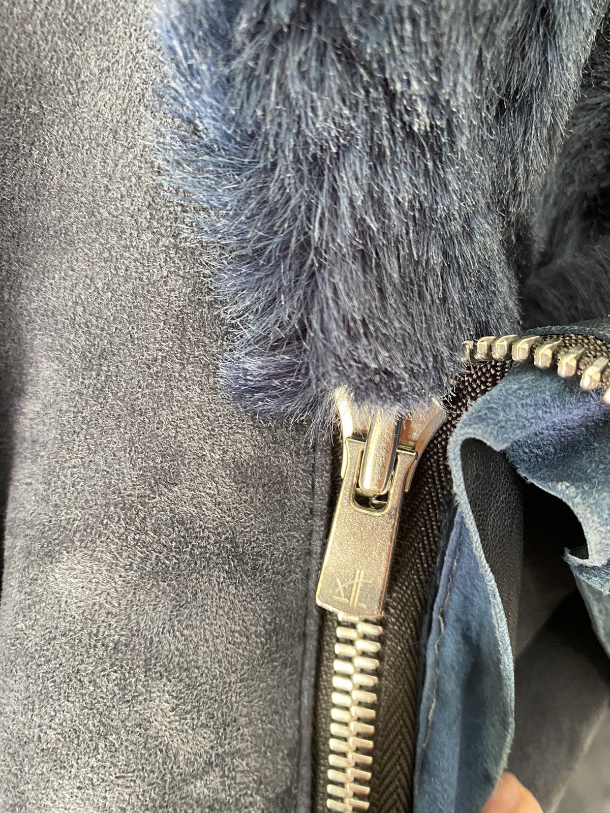 KMRii 2000s Virgina Japan Luxury Sheepskin Fur Vkei Jablet Size M / US 6-8 / IT 42-44 - 11 Thumbnail