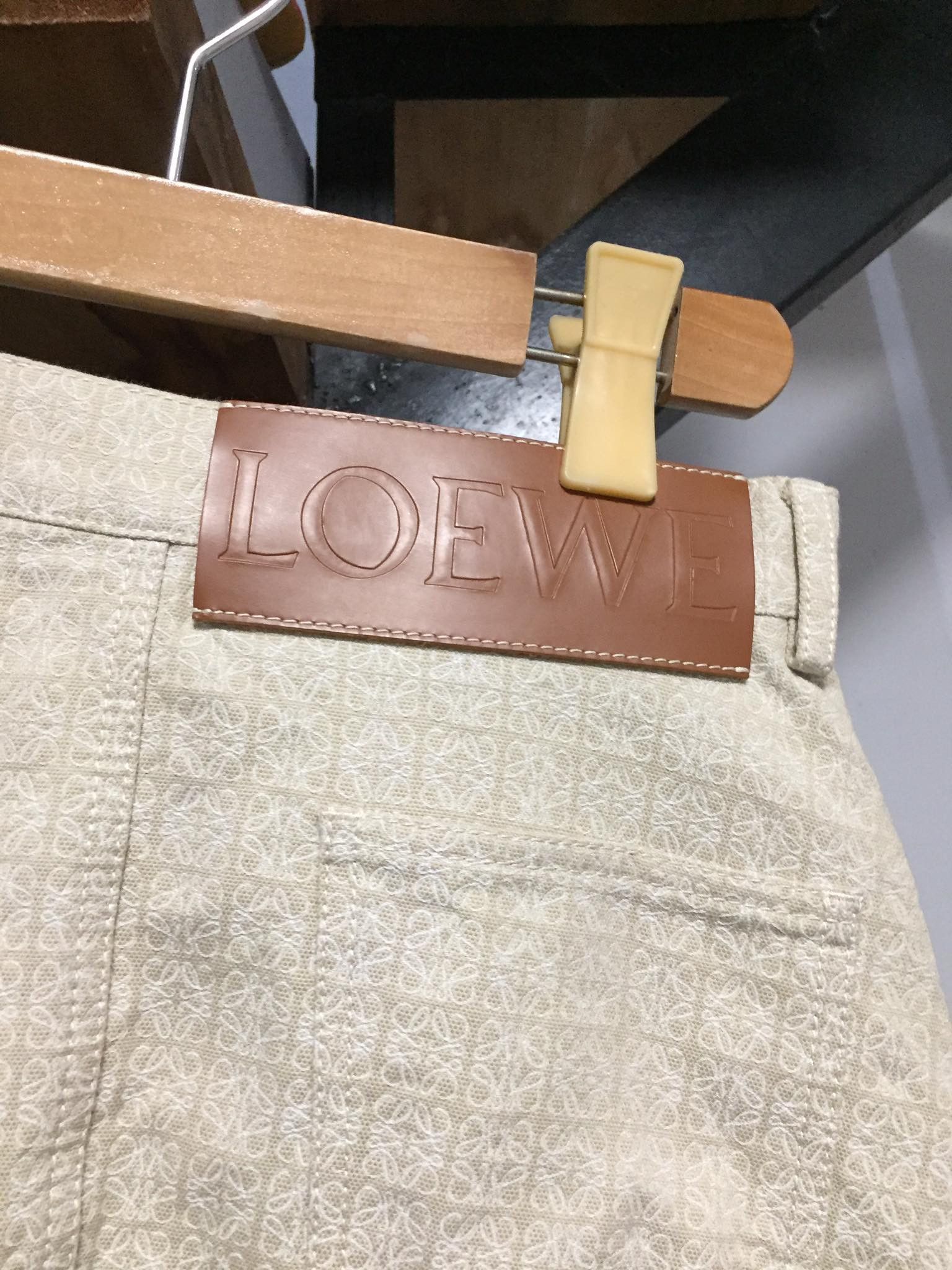 Loewe LOEWE ANAGRAM JACQUARD MINI SKIRT Size 36" / US 14 / IT 50 - 4 Thumbnail