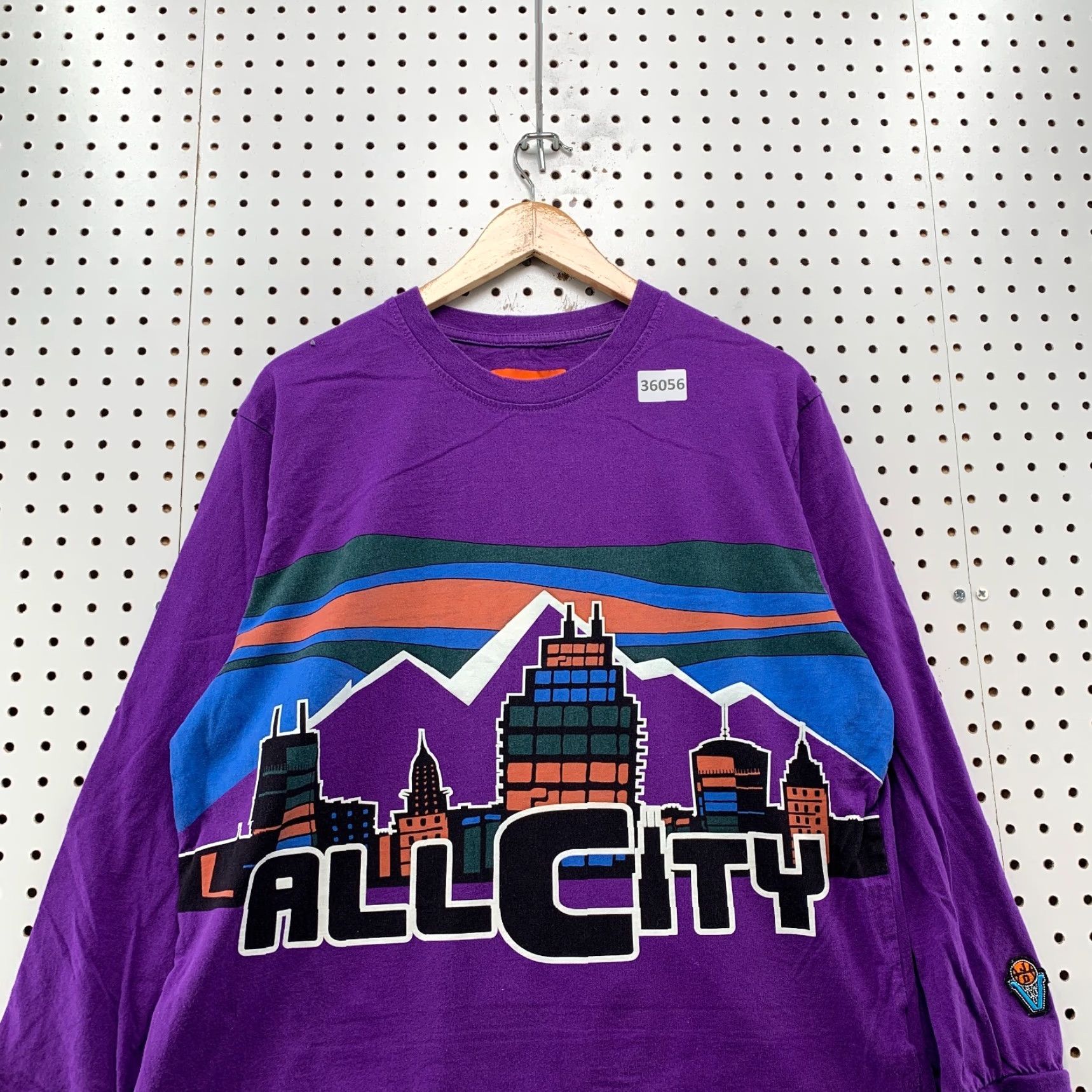 Just Don VINTAGE Just Don All City Men’s T-Shirt Long Sleeve Basketball Shirt Large Purple City Hip Hop 90s Size US M / EU 48-50 / 2 - 4 Thumbnail