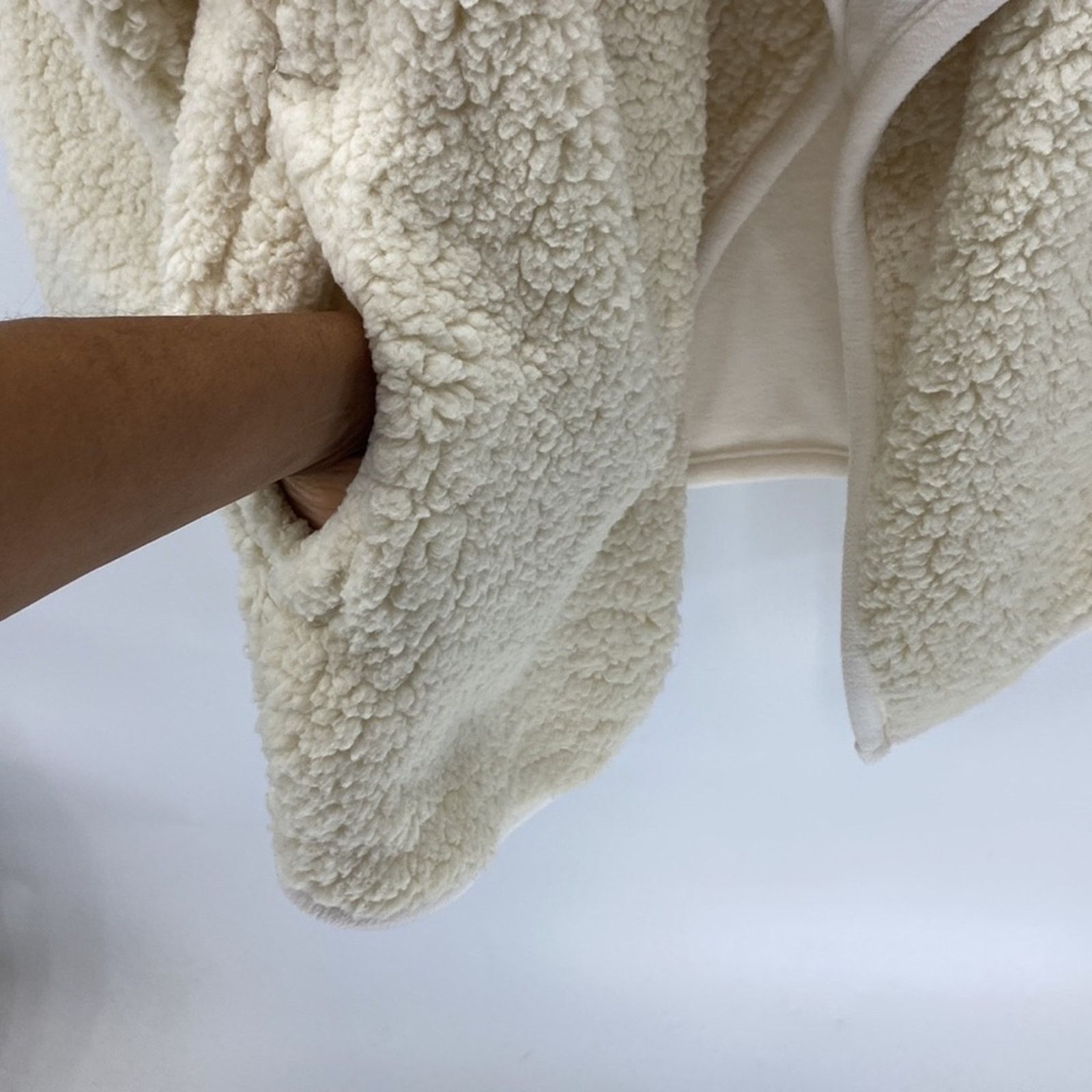 Abercrombie & Fitch Abercrombie & Fitch Sherpa Cardigan pockets cozy cream white Size M / US 6-8 / IT 42-44 - 6 Thumbnail